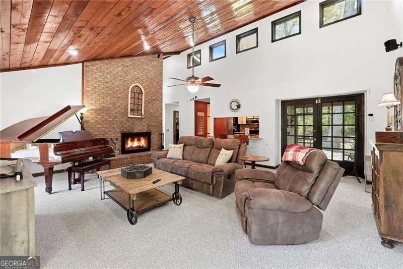 5441 S Lake Dr — photo 4 of 31