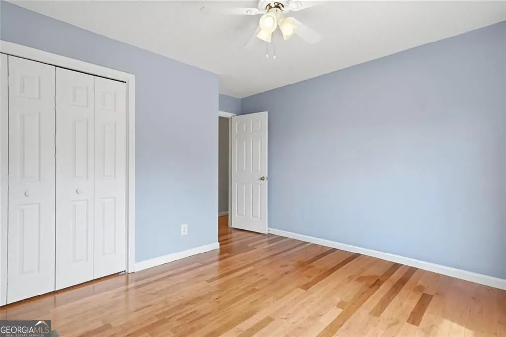 102 Cypress Dr — photo 18 of 40