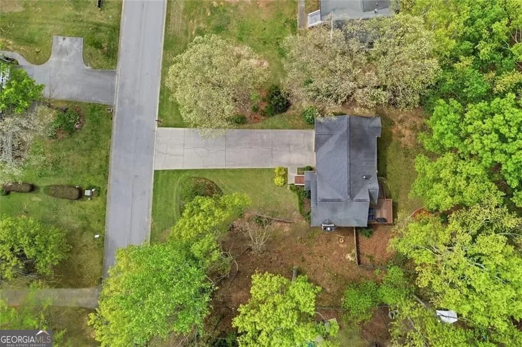 102 Cypress Dr — photo 32 of 40