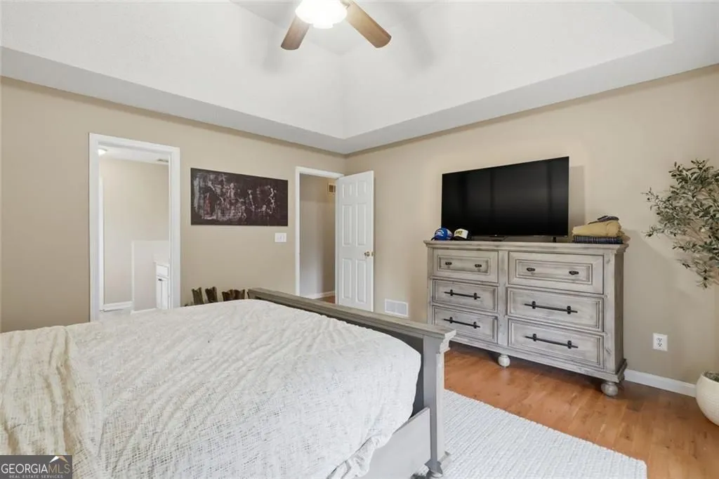 102 Cypress Dr — photo 36 of 40