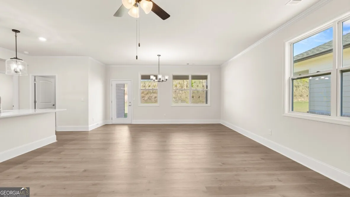 86 Lakeview Pt — photo 9 of 35