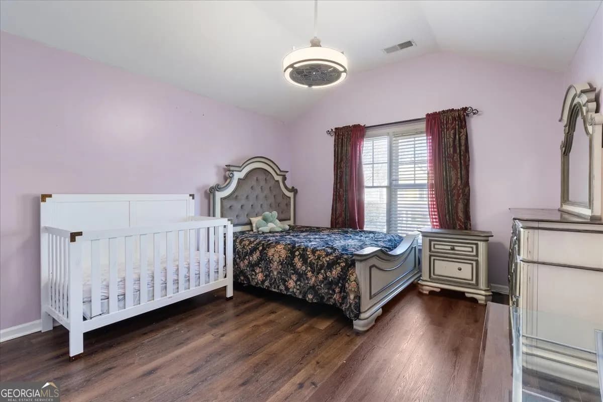 9122 Loxford St — photo 29 of 50