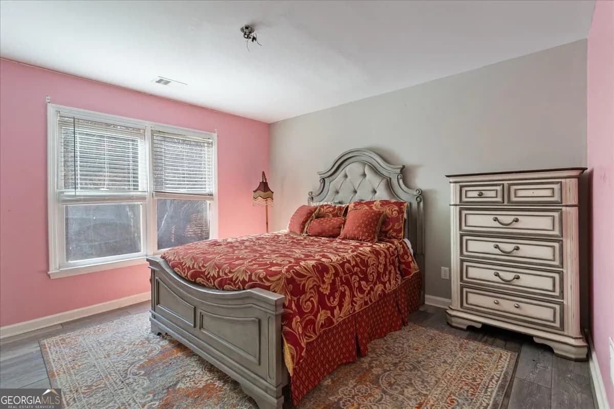 9122 Loxford St — photo 32 of 50