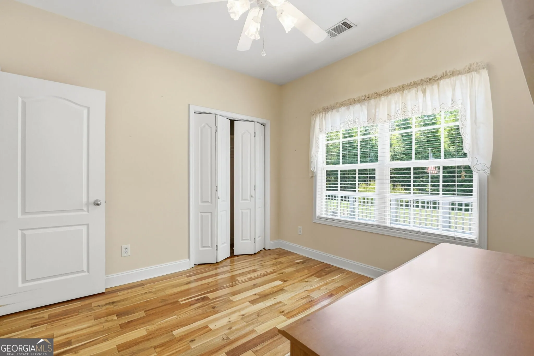 404 Vineyard Dr — photo 14 of 58