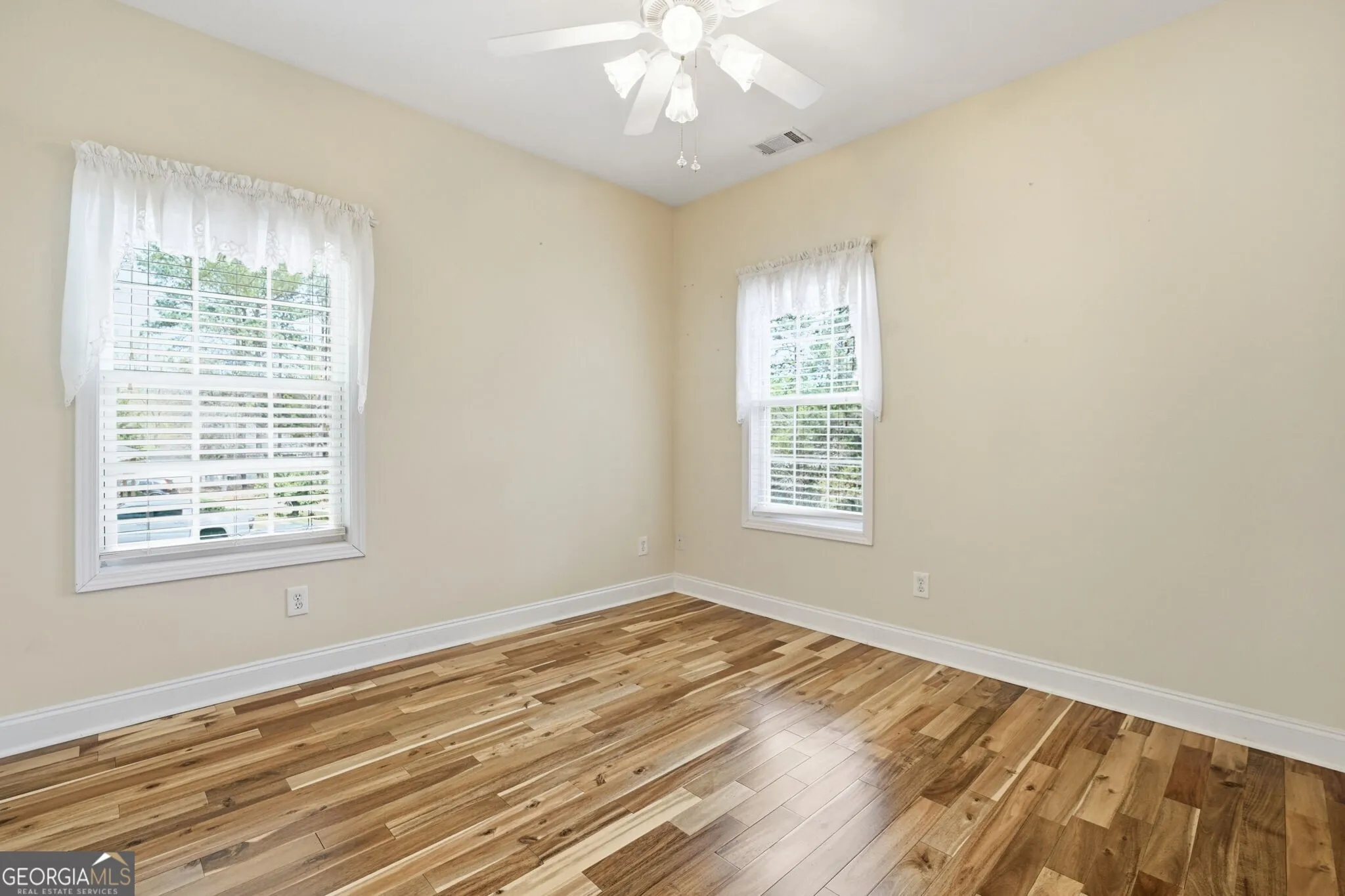 404 Vineyard Dr — photo 6 of 58