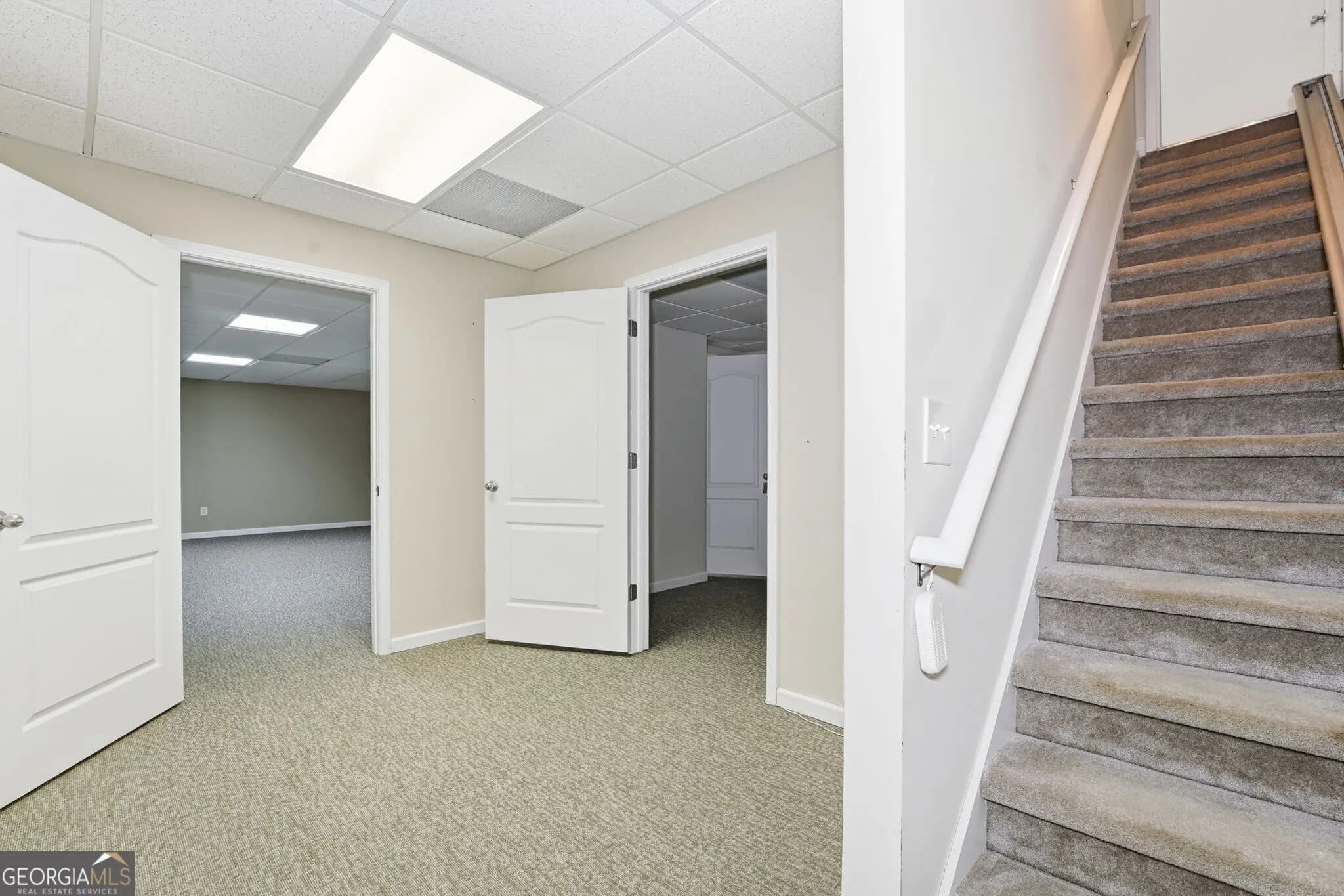 404 Vineyard Dr — photo 37 of 58