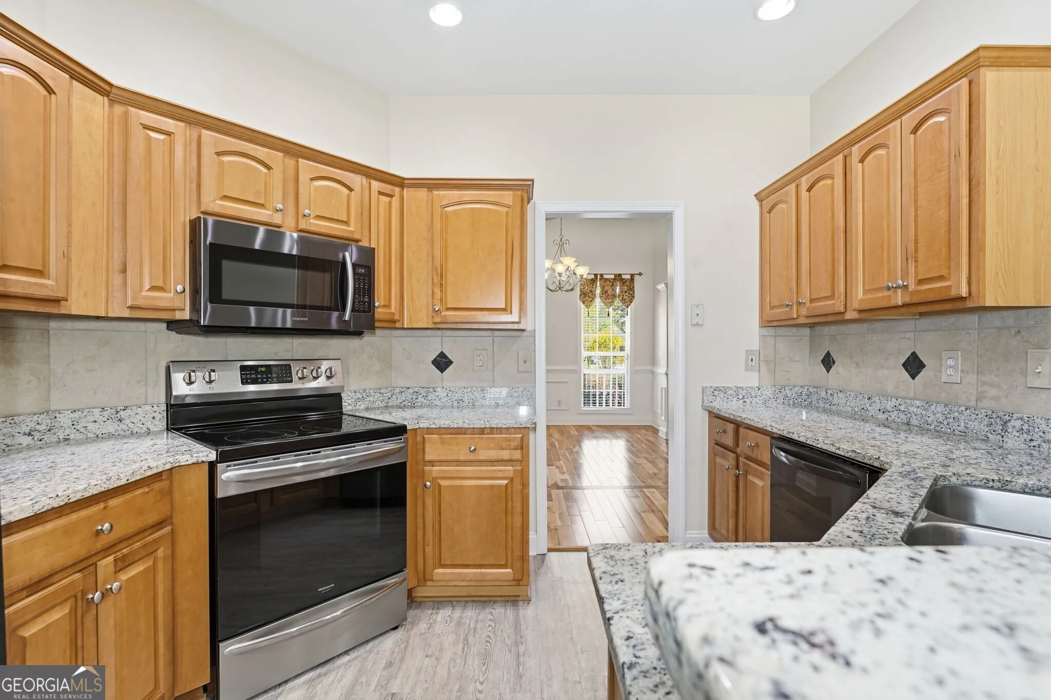 404 Vineyard Dr — photo 18 of 58