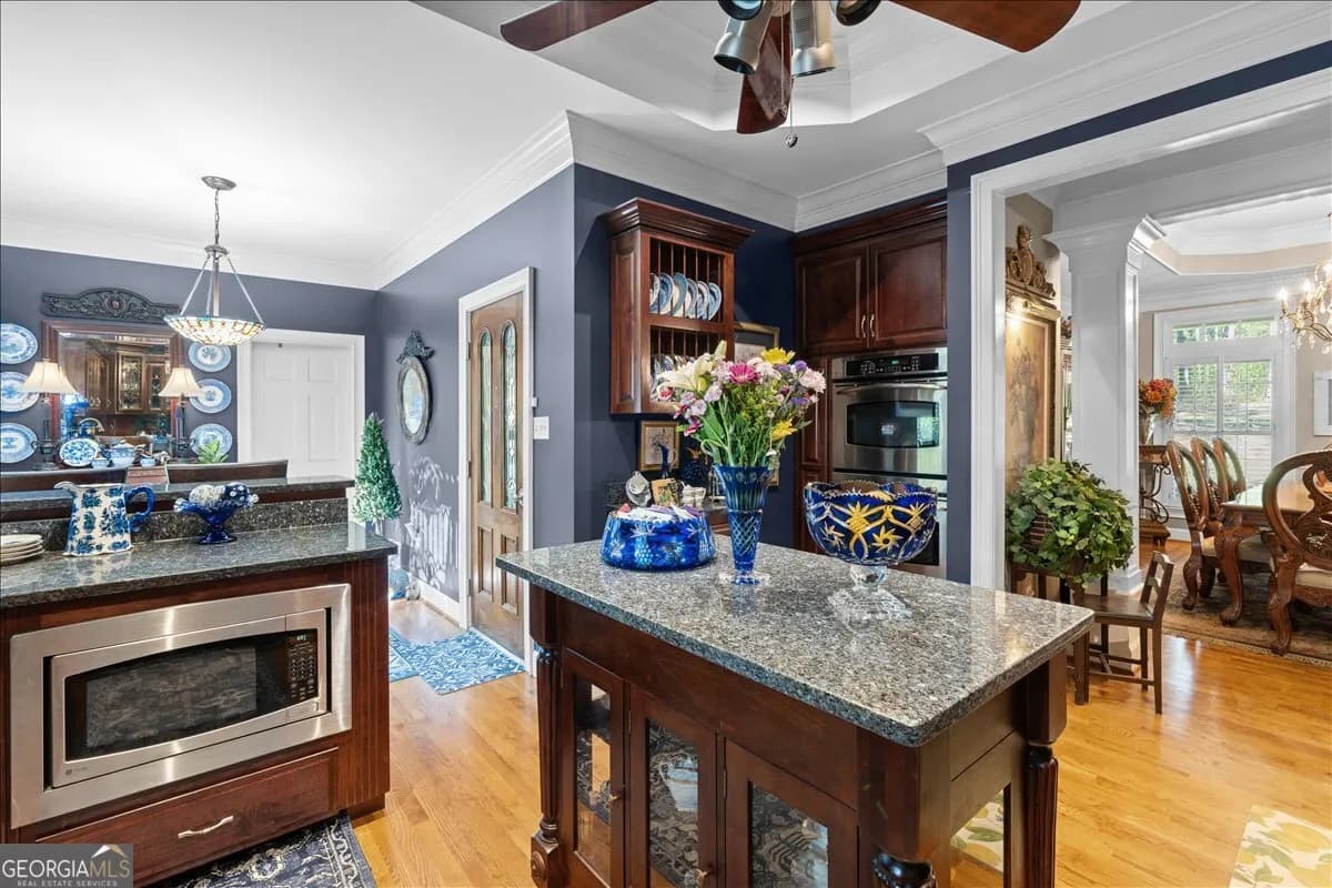 80 Highland Dr — photo 11 of 51