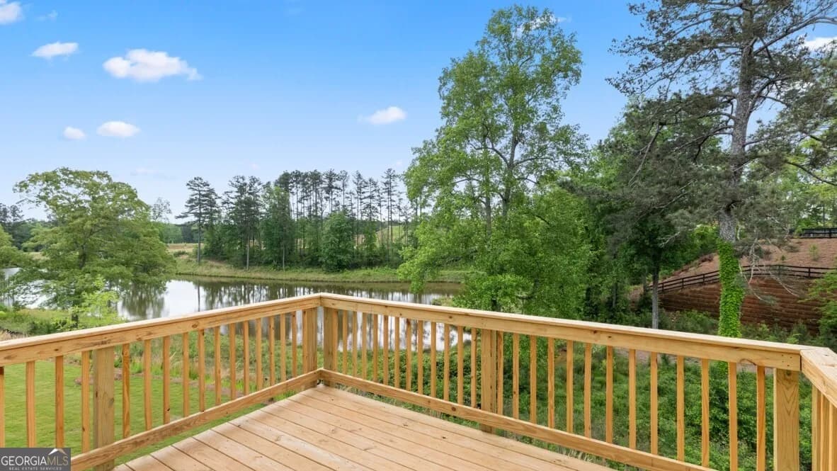206 Thompson Ridge Ln — photo 3 of 35