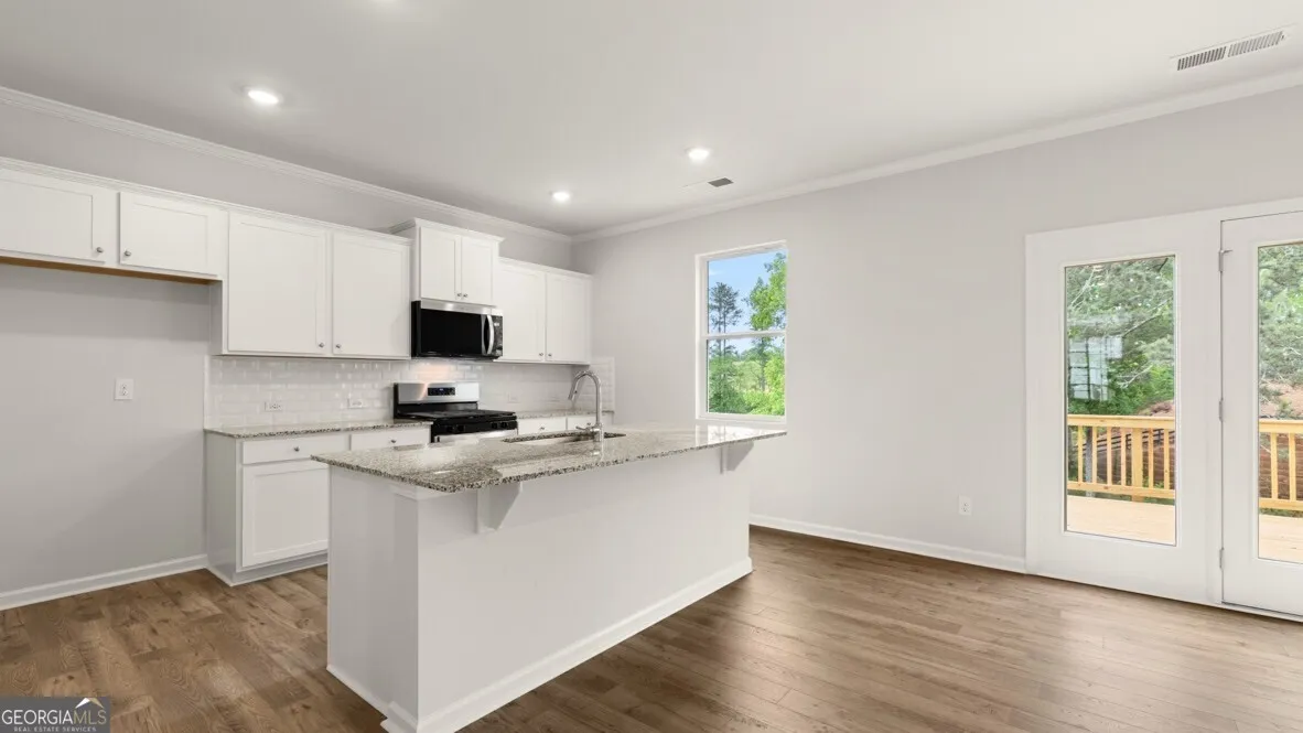 206 Thompson Ridge Ln — photo 31 of 35