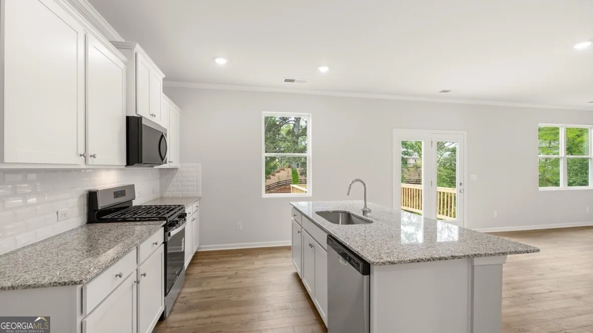 206 Thompson Ridge Ln — photo 34 of 35
