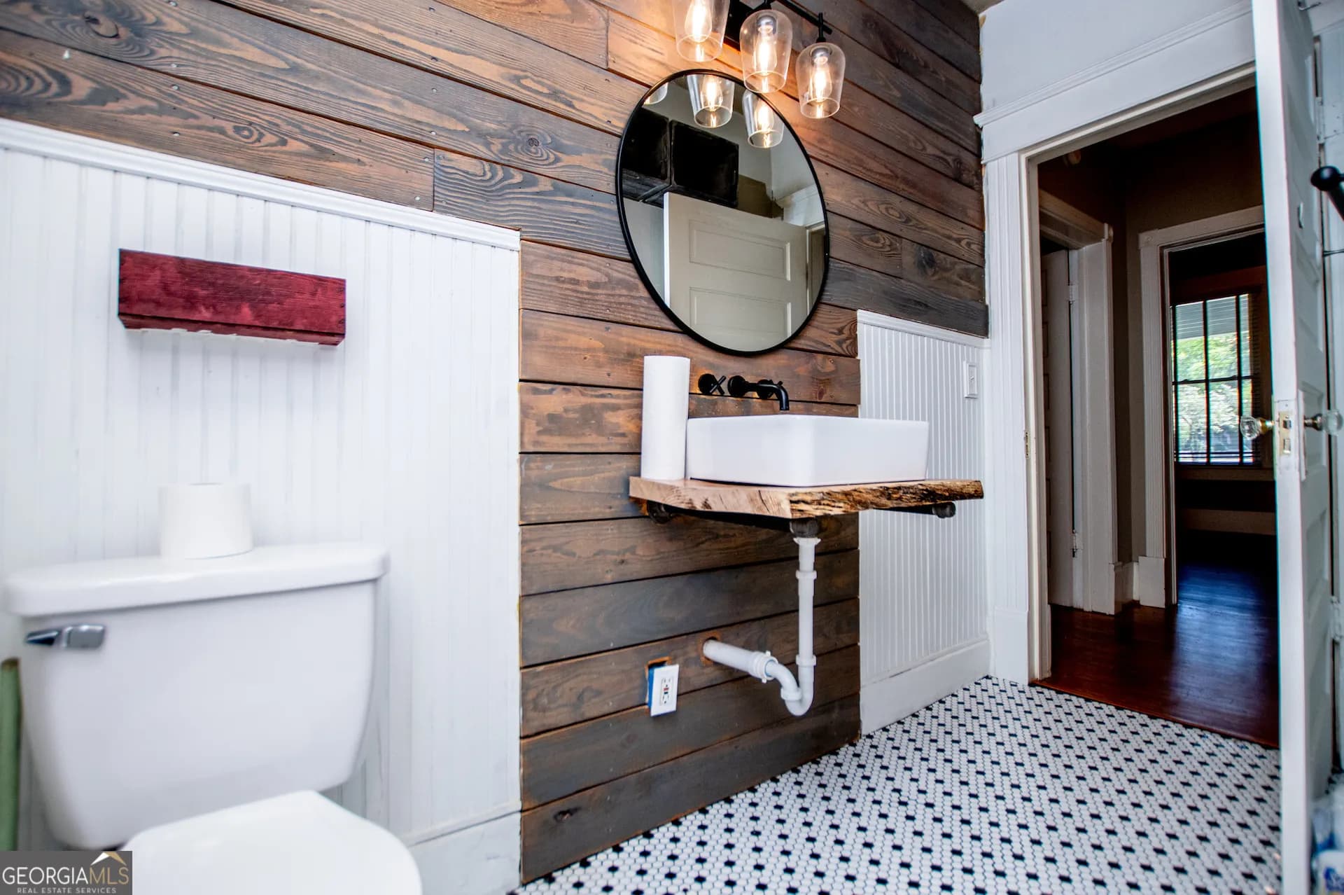416 W Montgomery St — photo 11 of 63