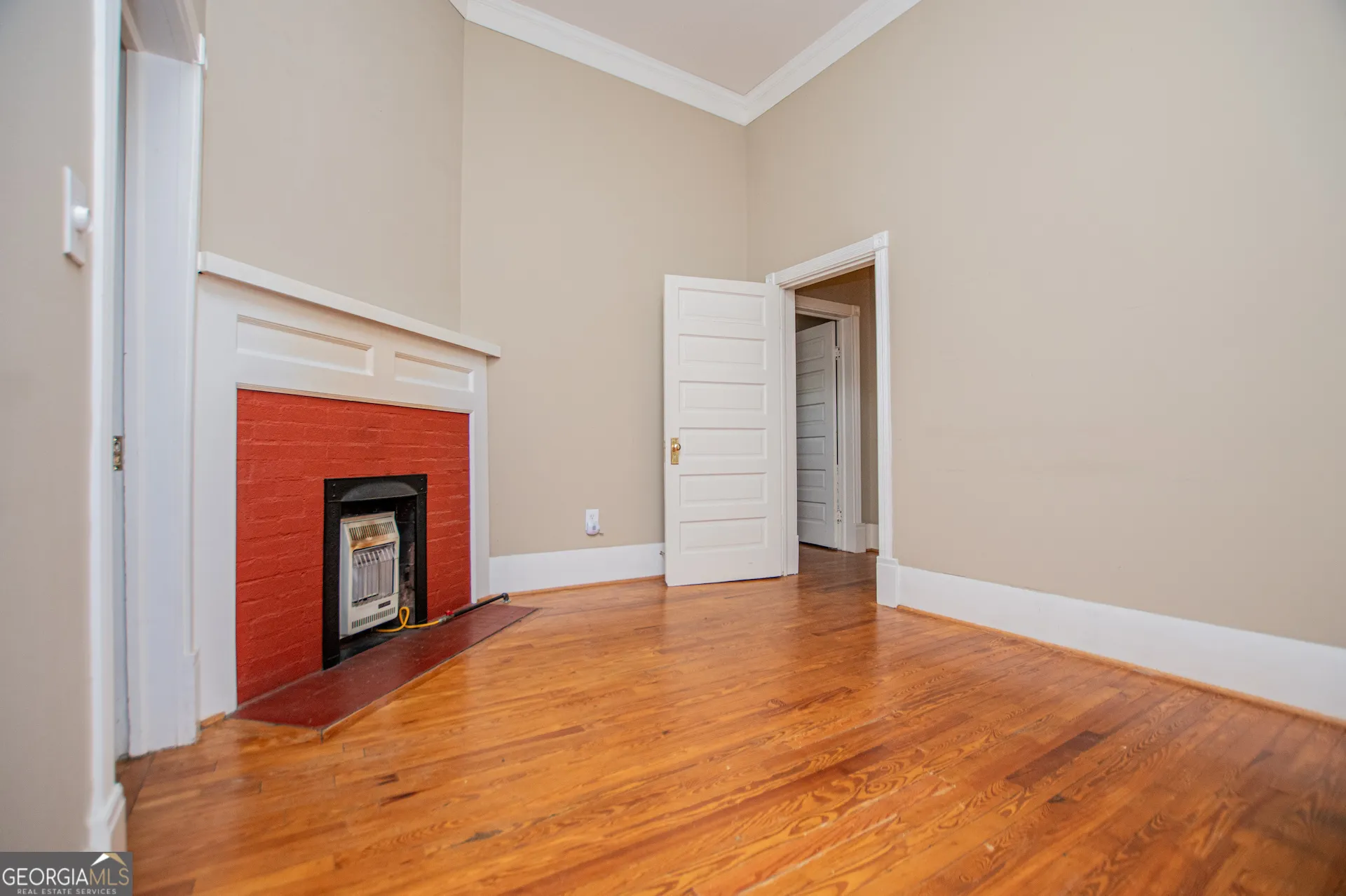 416 W Montgomery St — photo 21 of 63