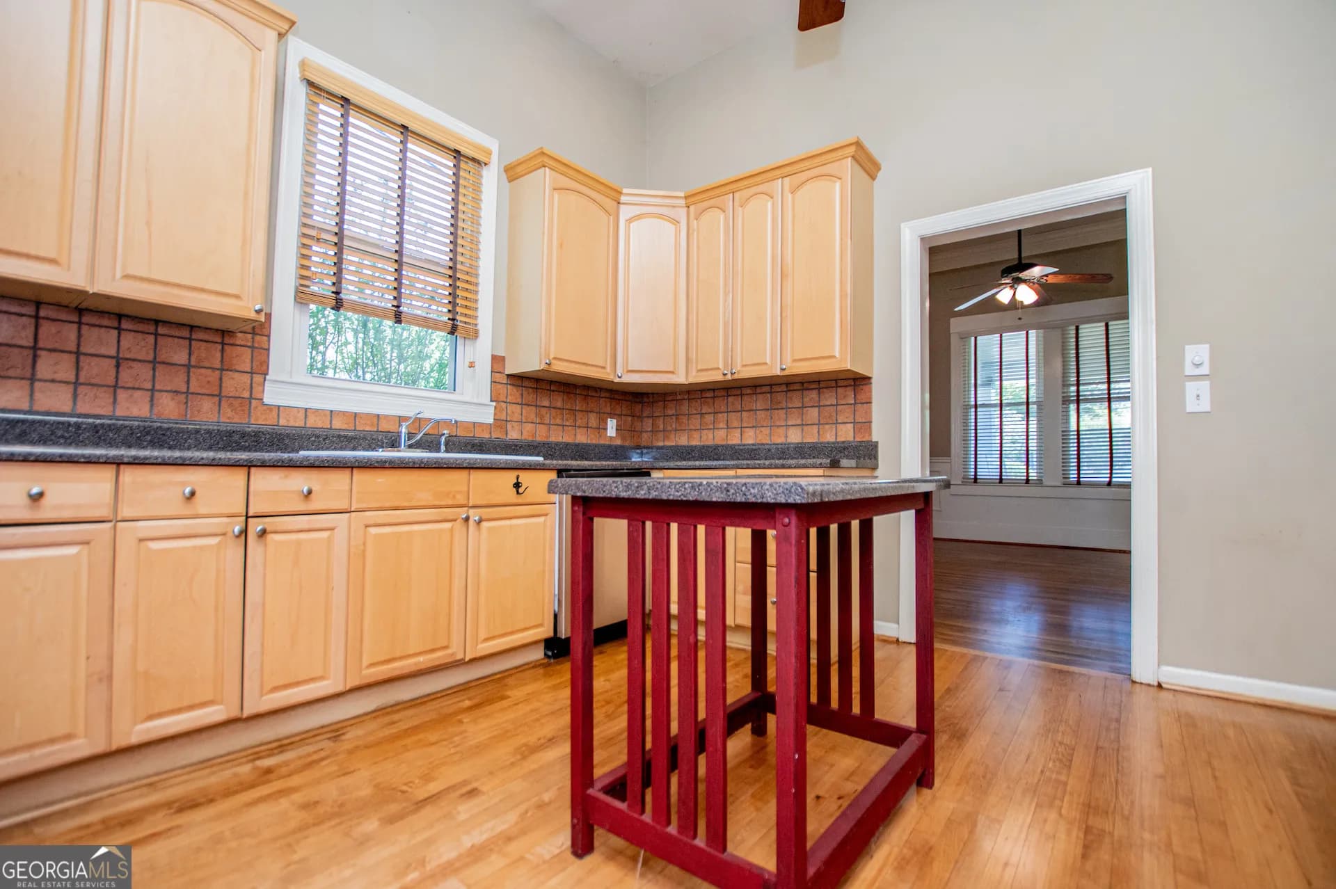 416 W Montgomery St — photo 27 of 63