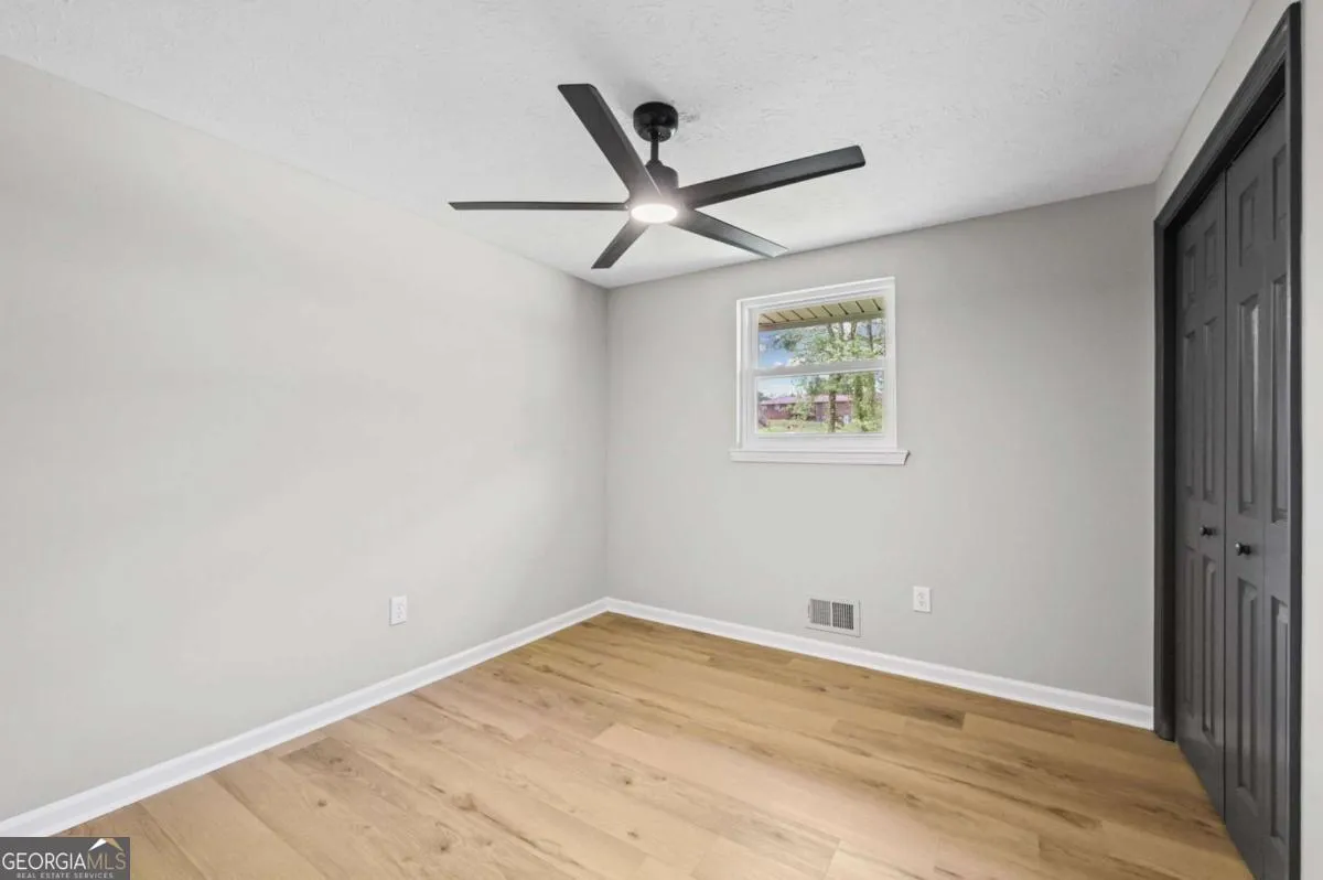 3475 Birchwood Dr — photo 12 of 53