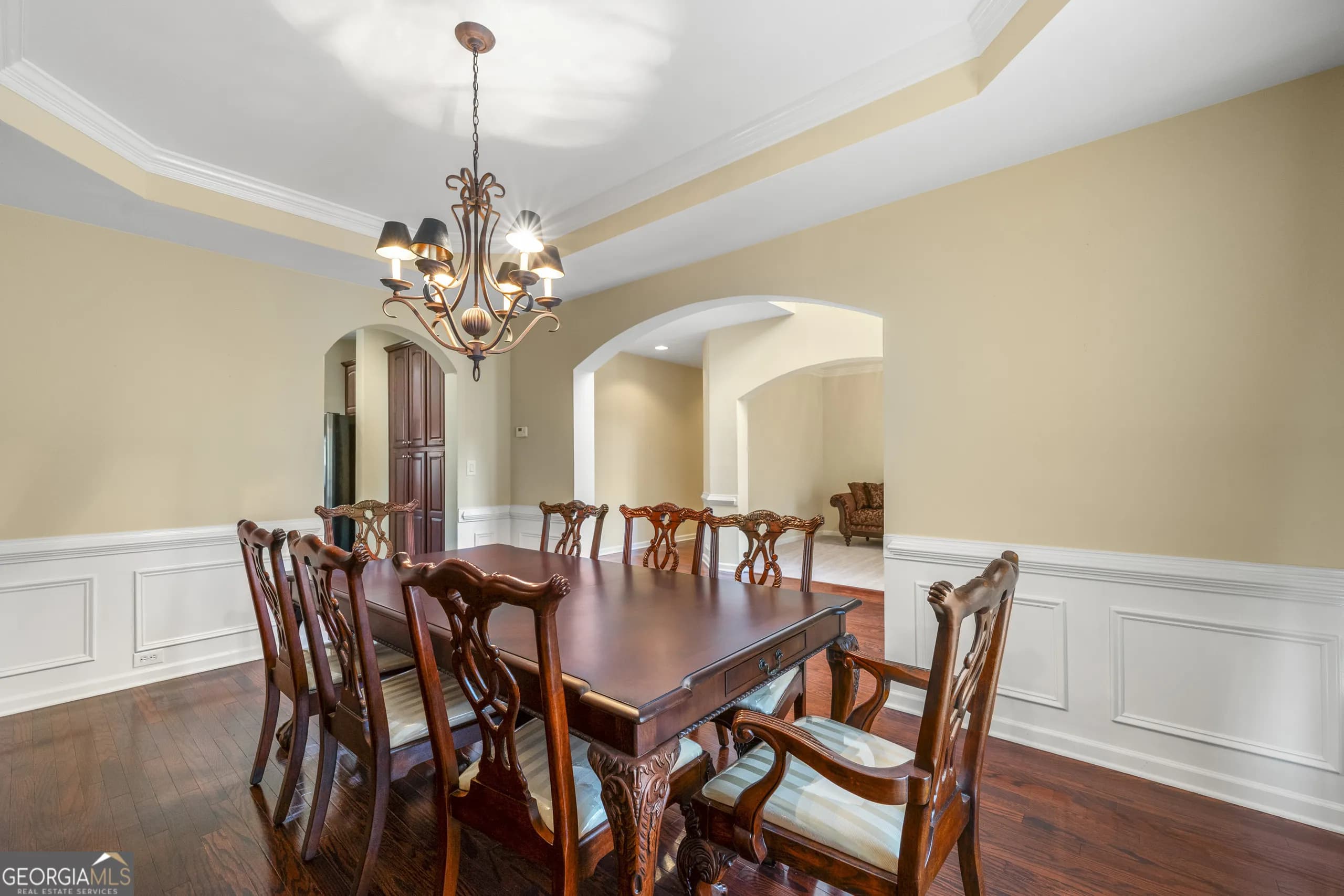 7621 Forest Glen Way — photo 13 of 36