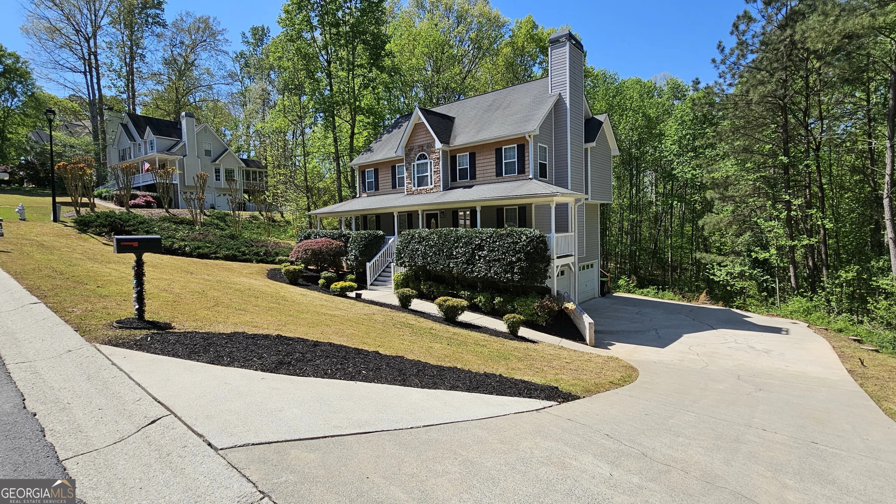 147 Oliver Dr — photo 2 of 54