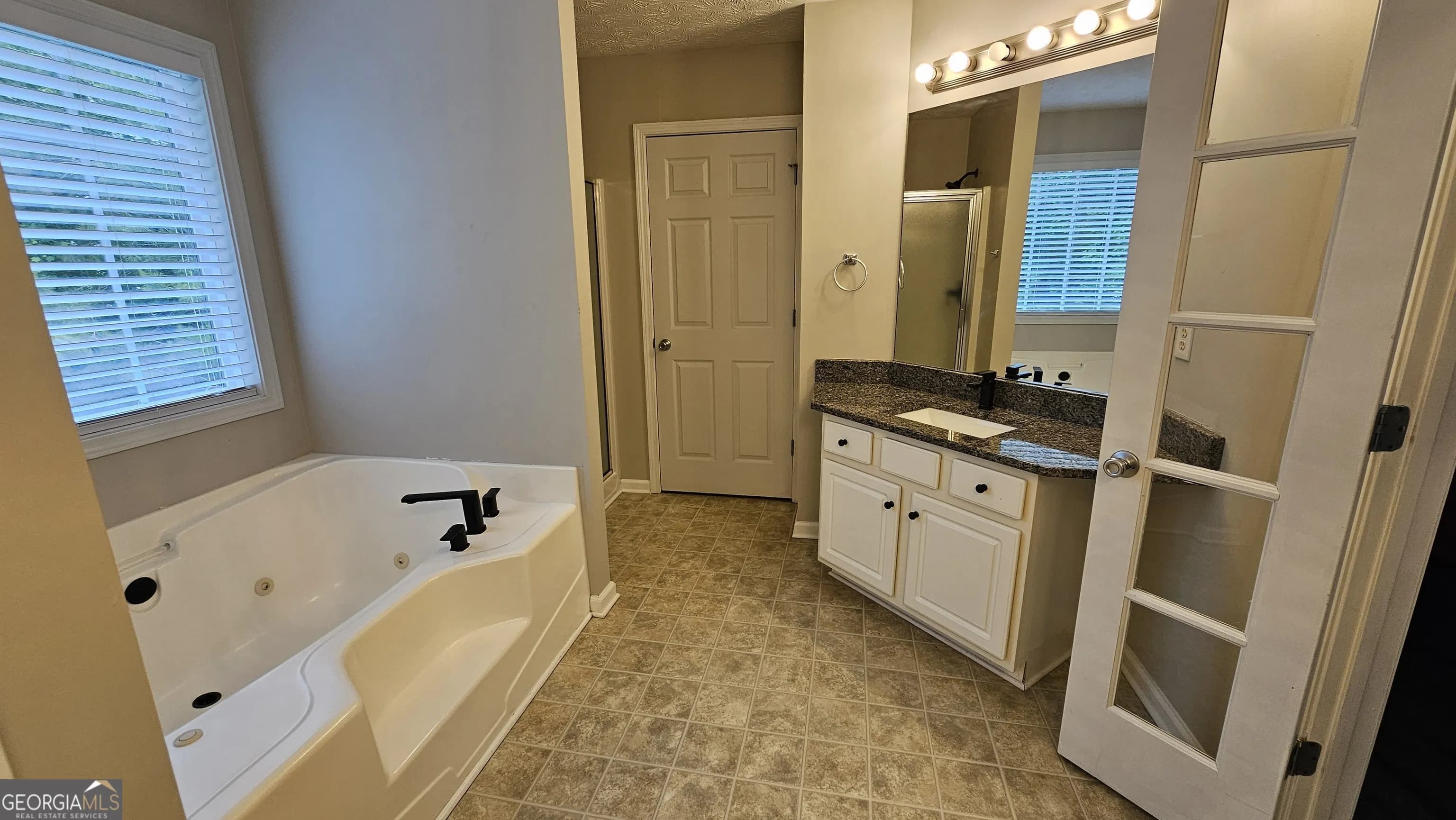 147 Oliver Dr — photo 23 of 54