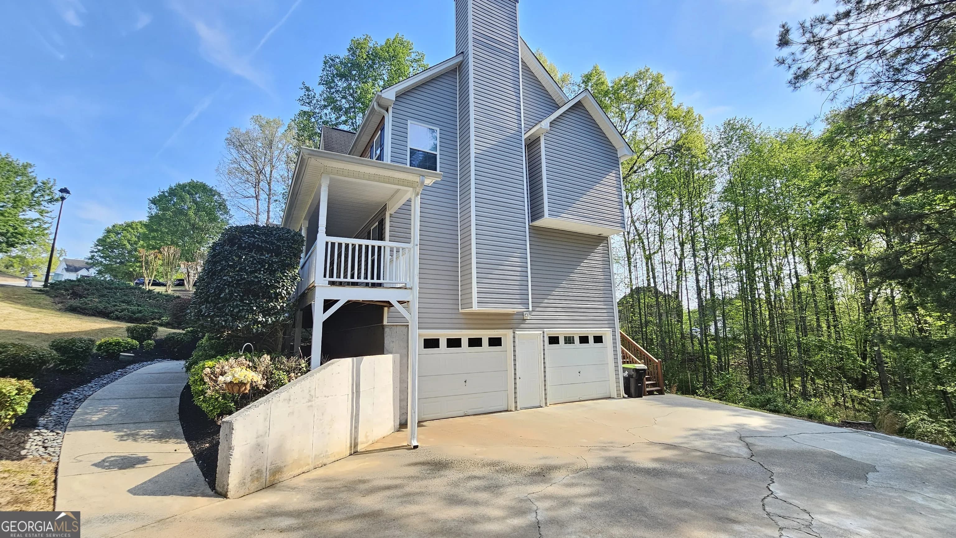 147 Oliver Dr — photo 13 of 54