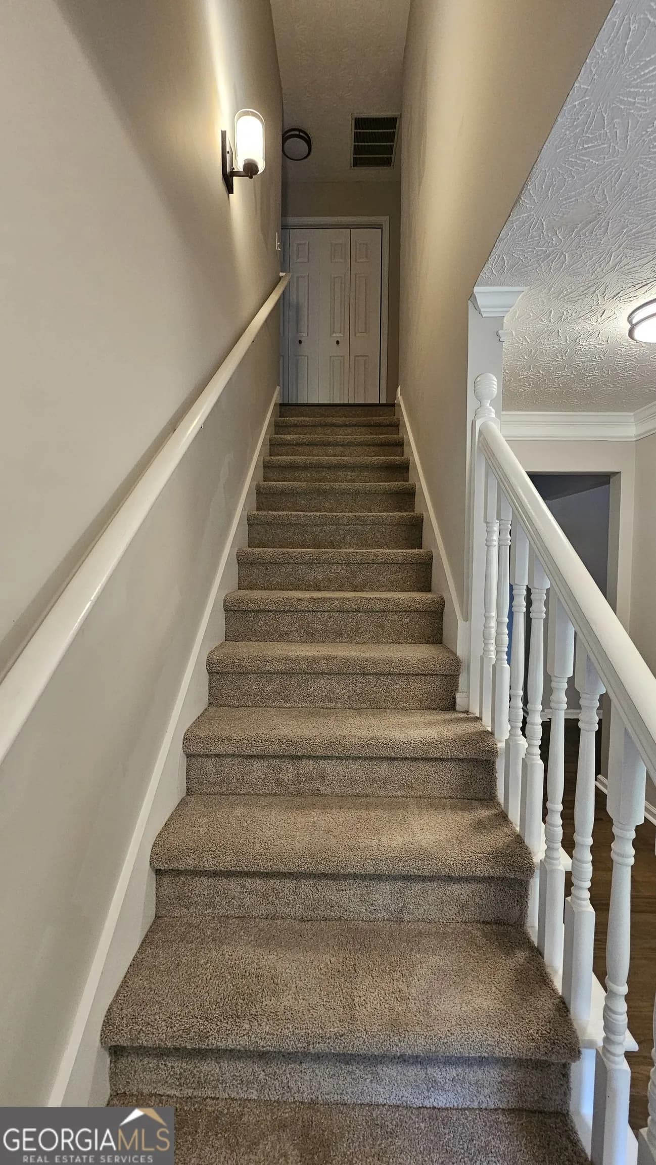 147 Oliver Dr — photo 17 of 54