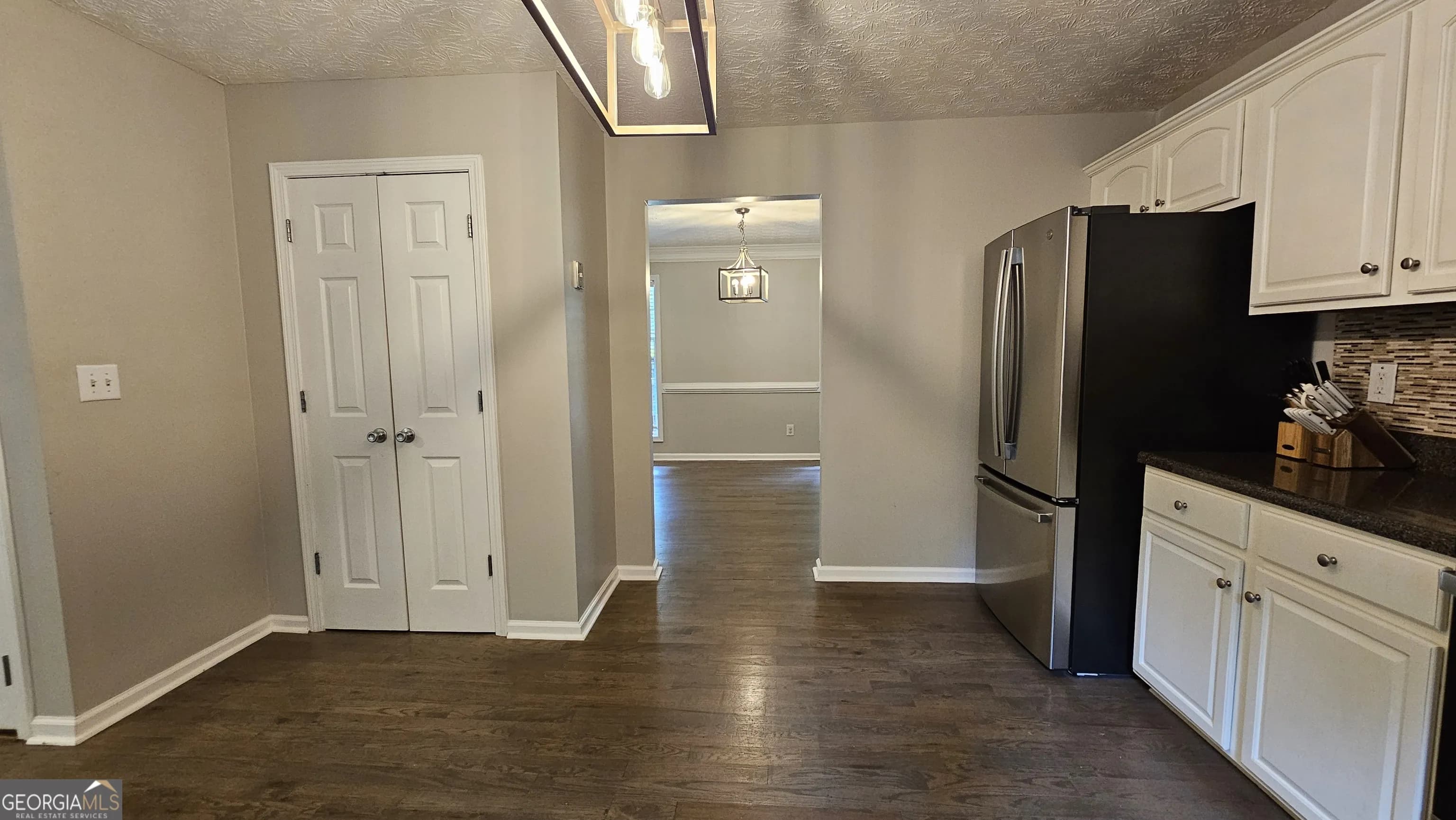 147 Oliver Dr — photo 5 of 54