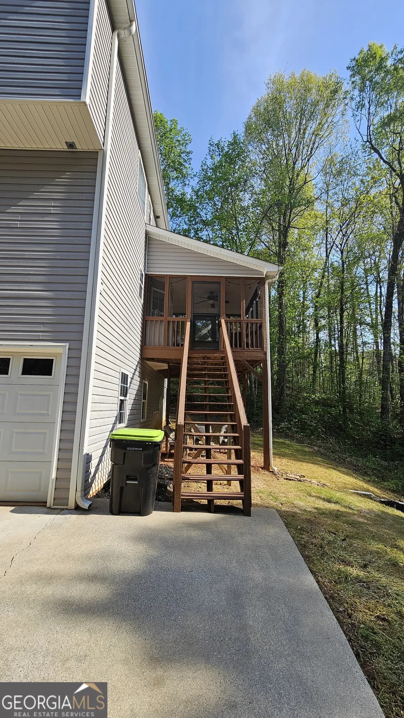 147 Oliver Dr — photo 40 of 54