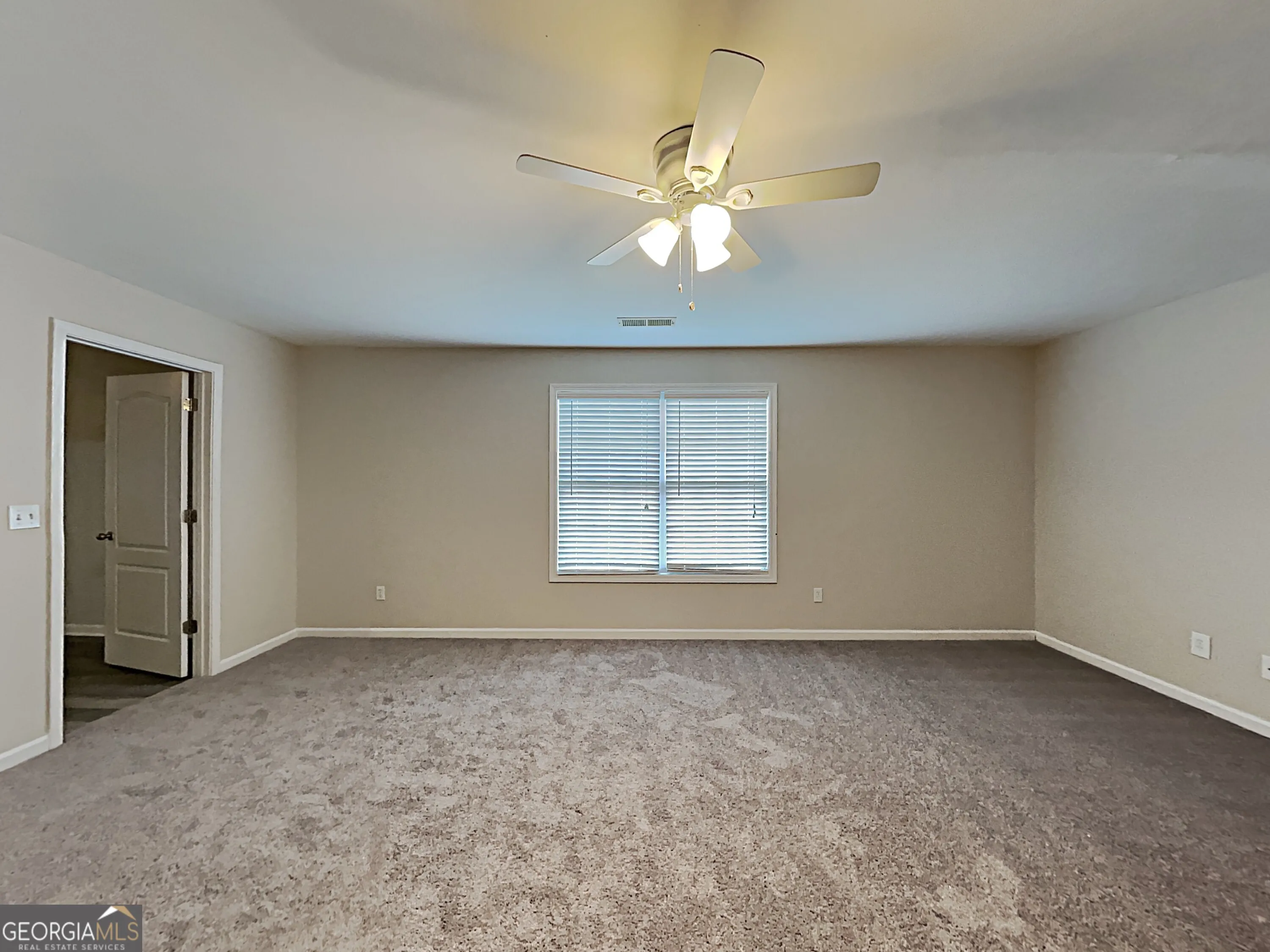 6018 Lancelot Ln — photo 3 of 23