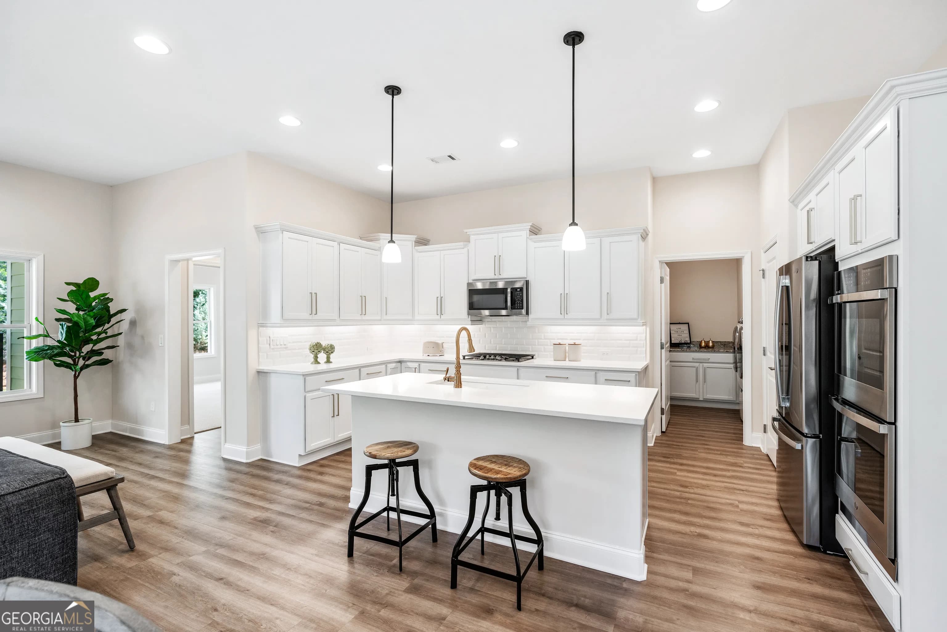 7 Hickory Br — photo 3 of 28