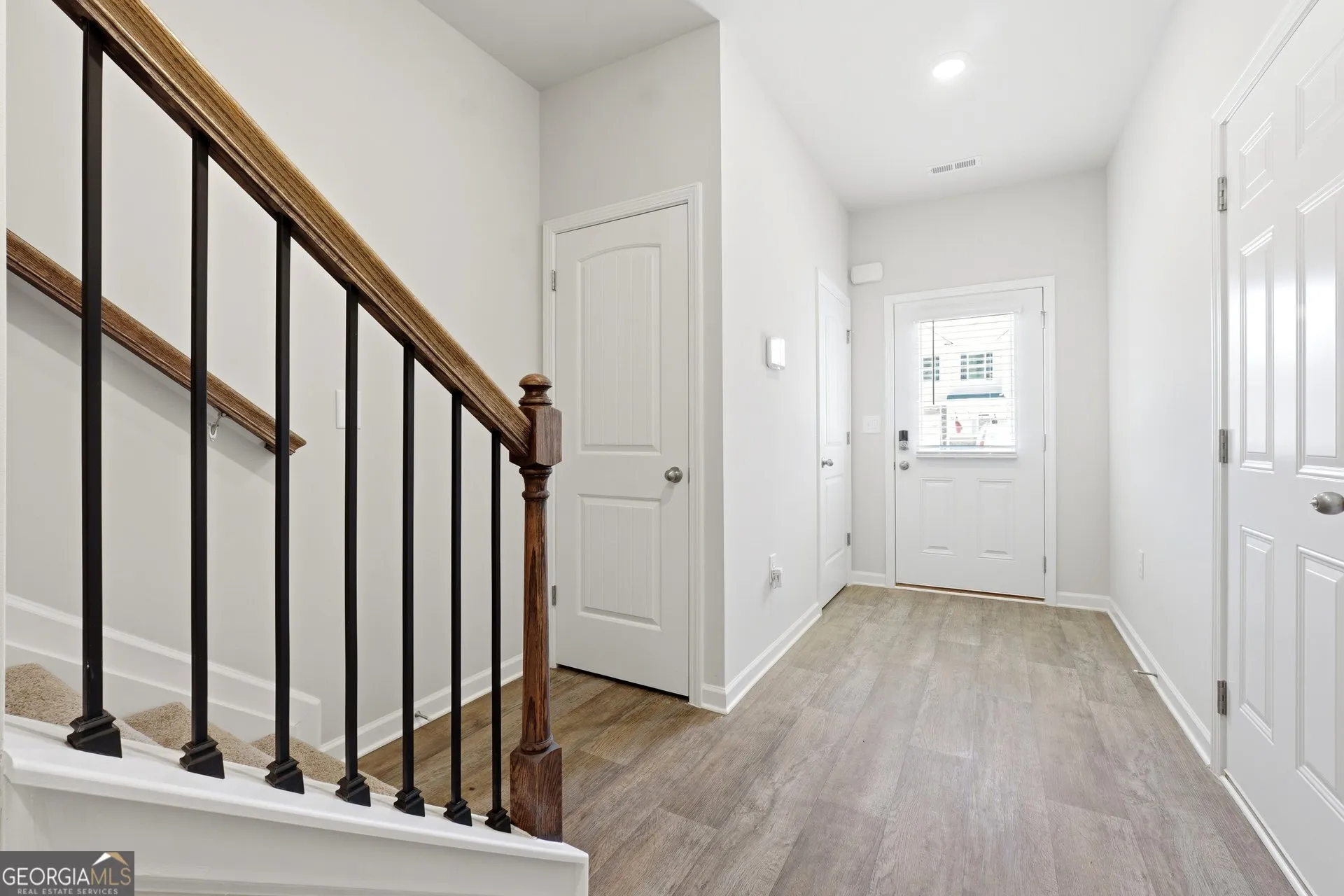 116 Meadowview Dr — photo 24 of 31
