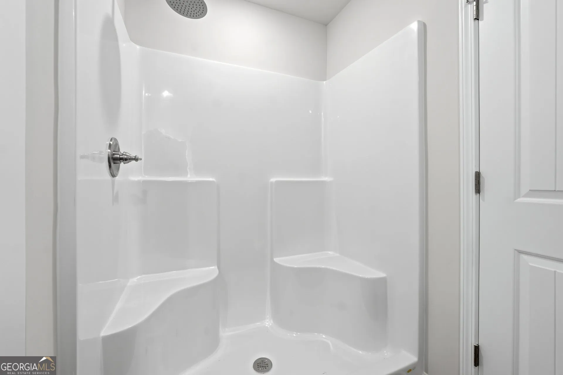 116 Meadowview Dr — photo 16 of 31