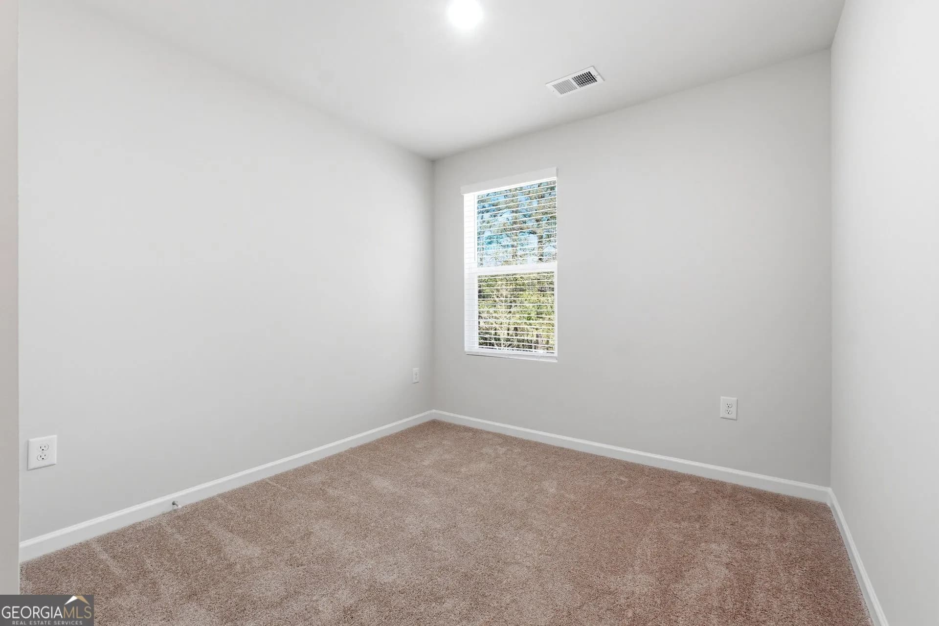 116 Meadowview Dr — photo 19 of 31
