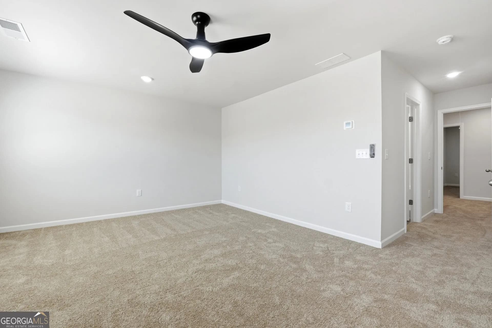 116 Meadowview Dr — photo 14 of 31