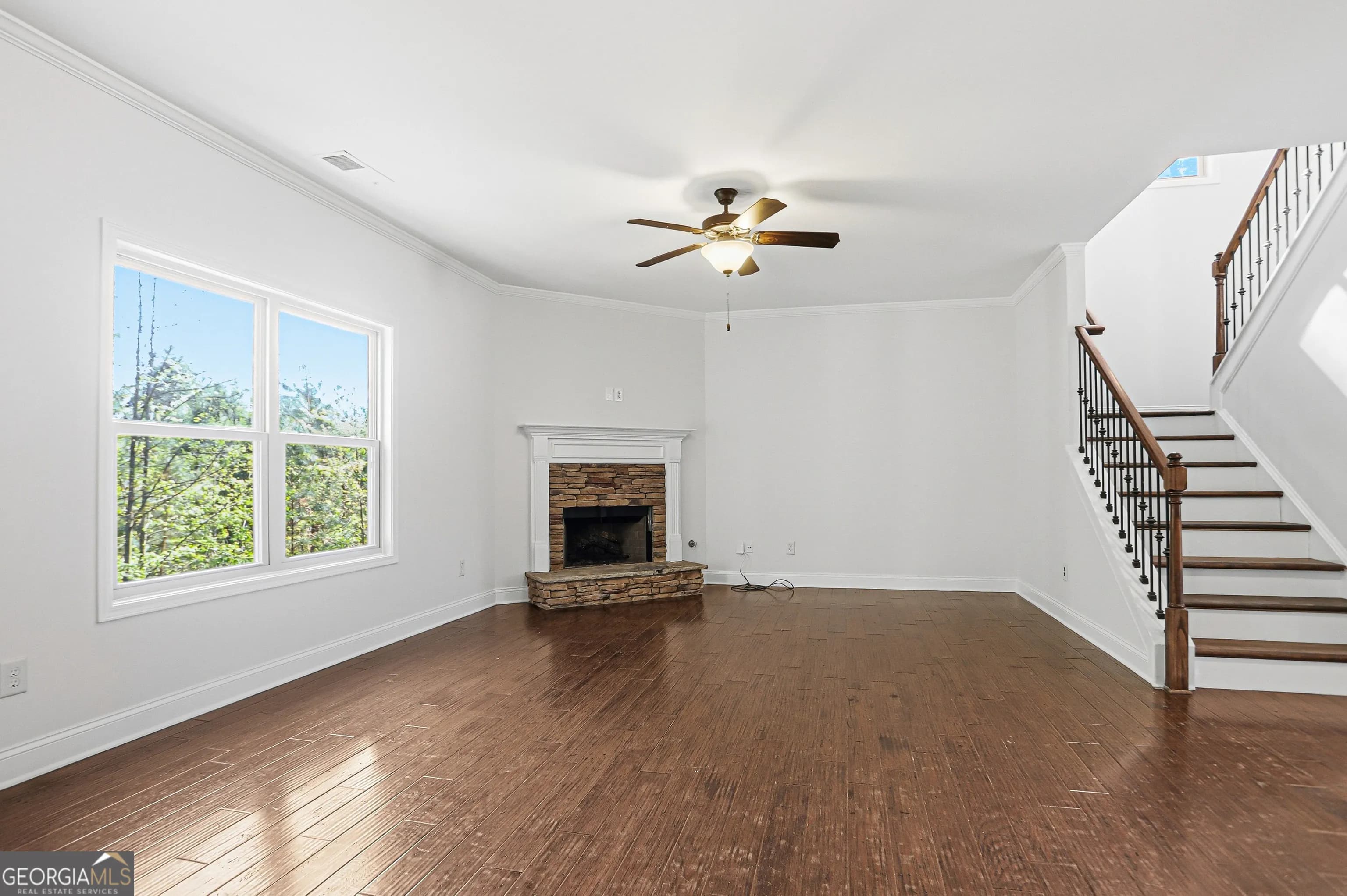 296 Riverwalk Manor Dr — photo 12 of 19