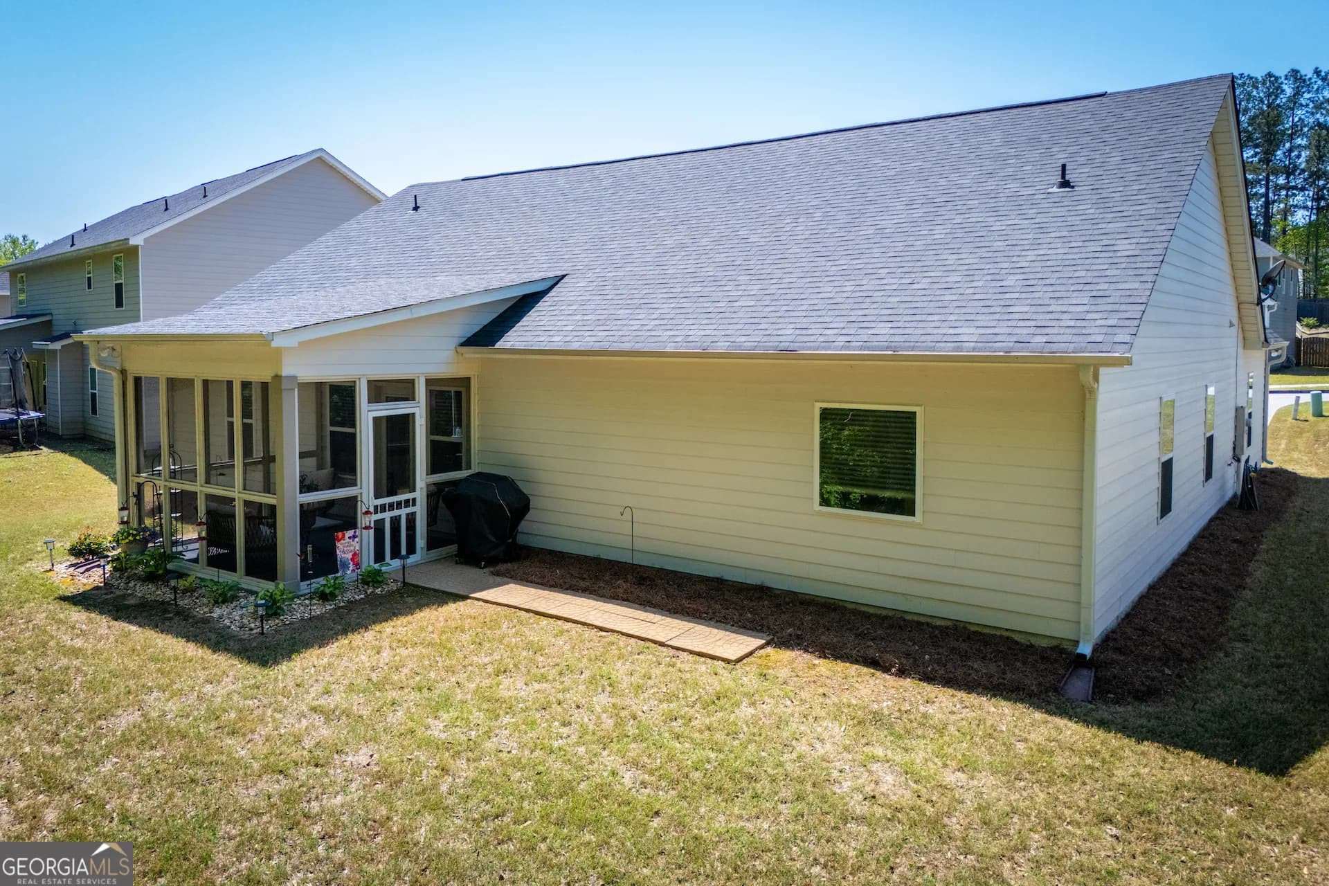1146 Red Bud Cir — photo 71 of 73