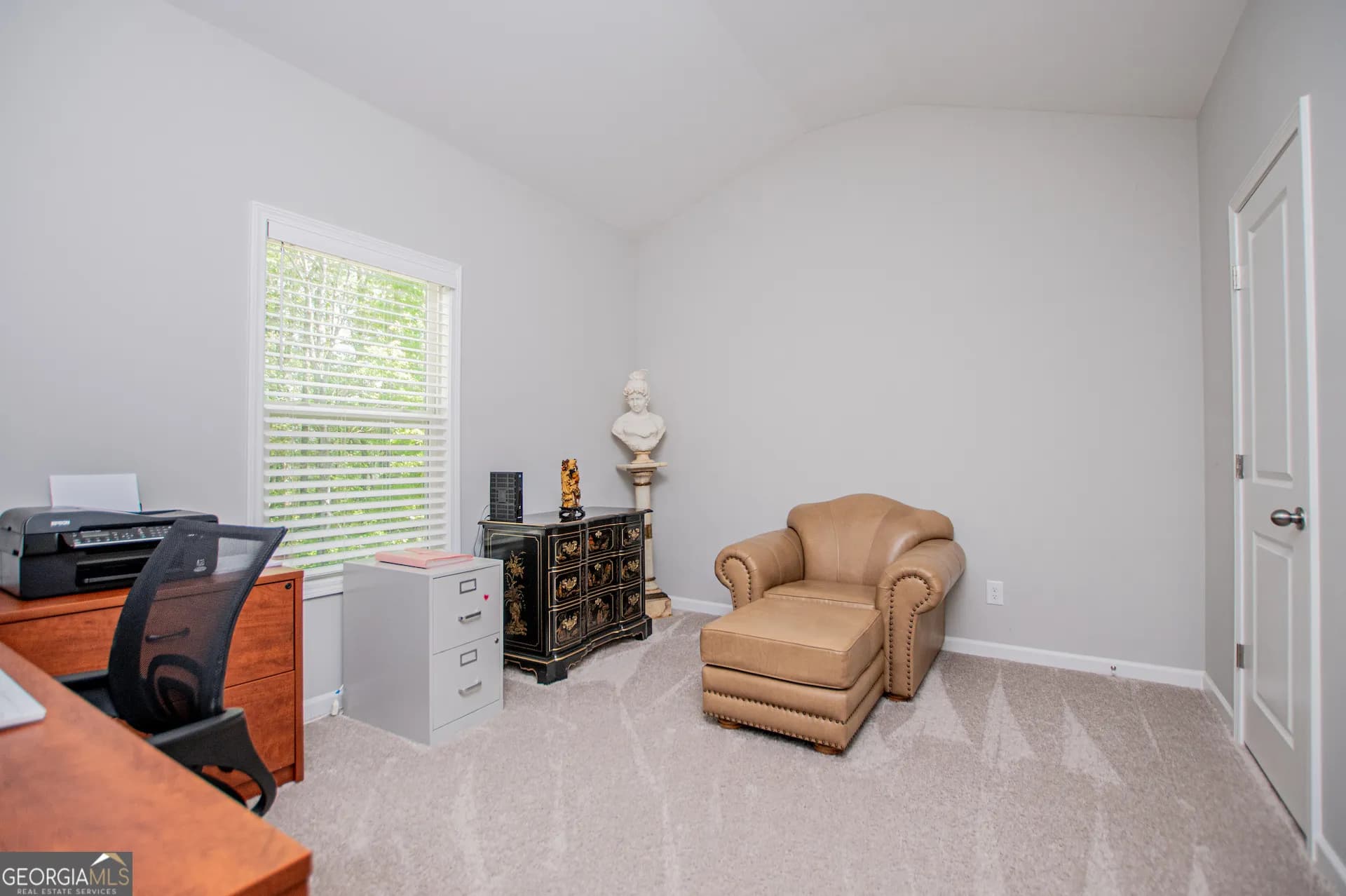 1146 Red Bud Cir — photo 36 of 73