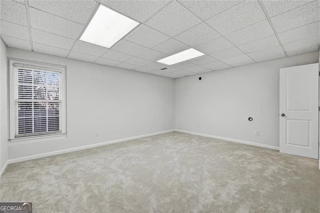 5662 Tuxedo Dr — photo 23 of 40