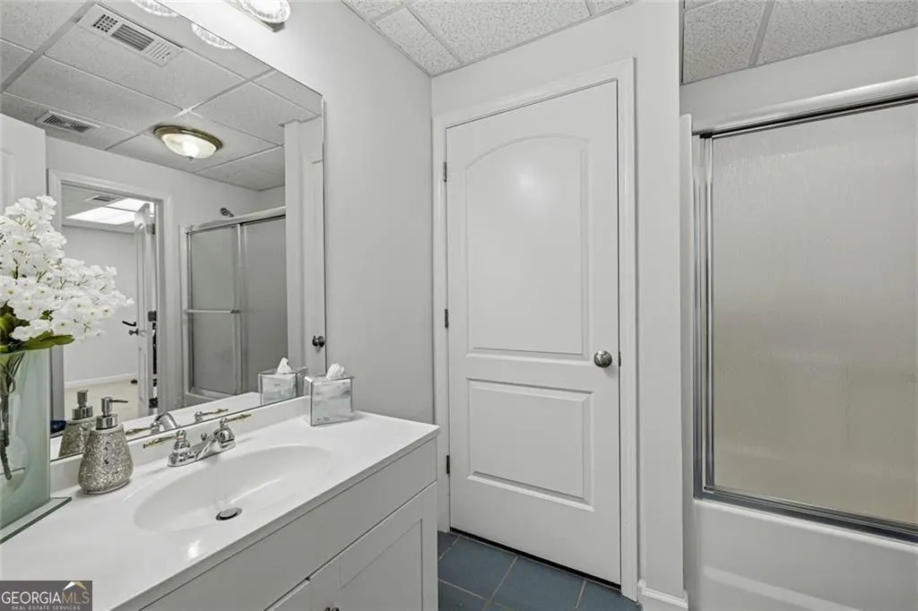 5662 Tuxedo Dr — photo 26 of 40