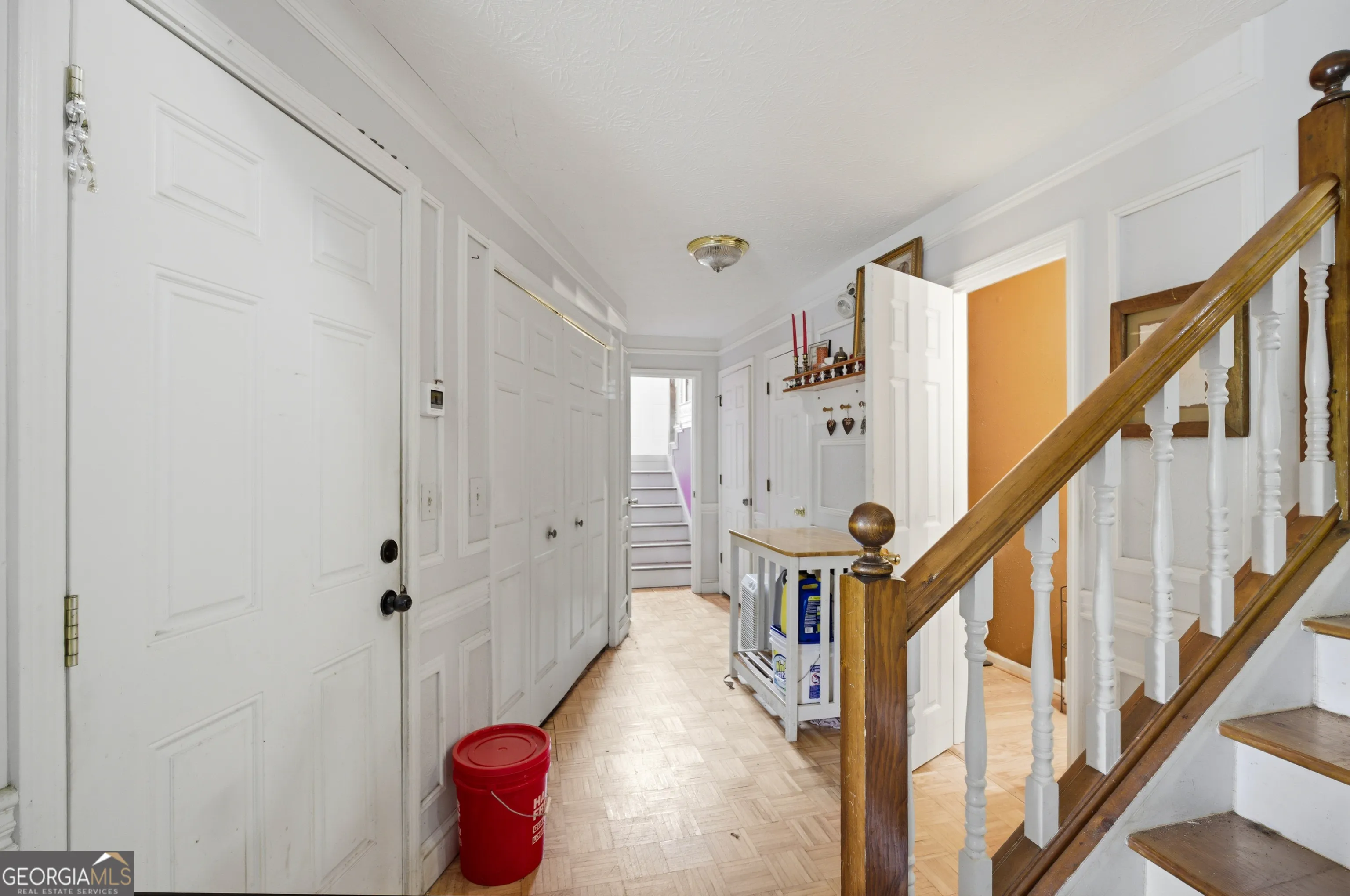 8605 Creekview Ct — photo 14 of 46