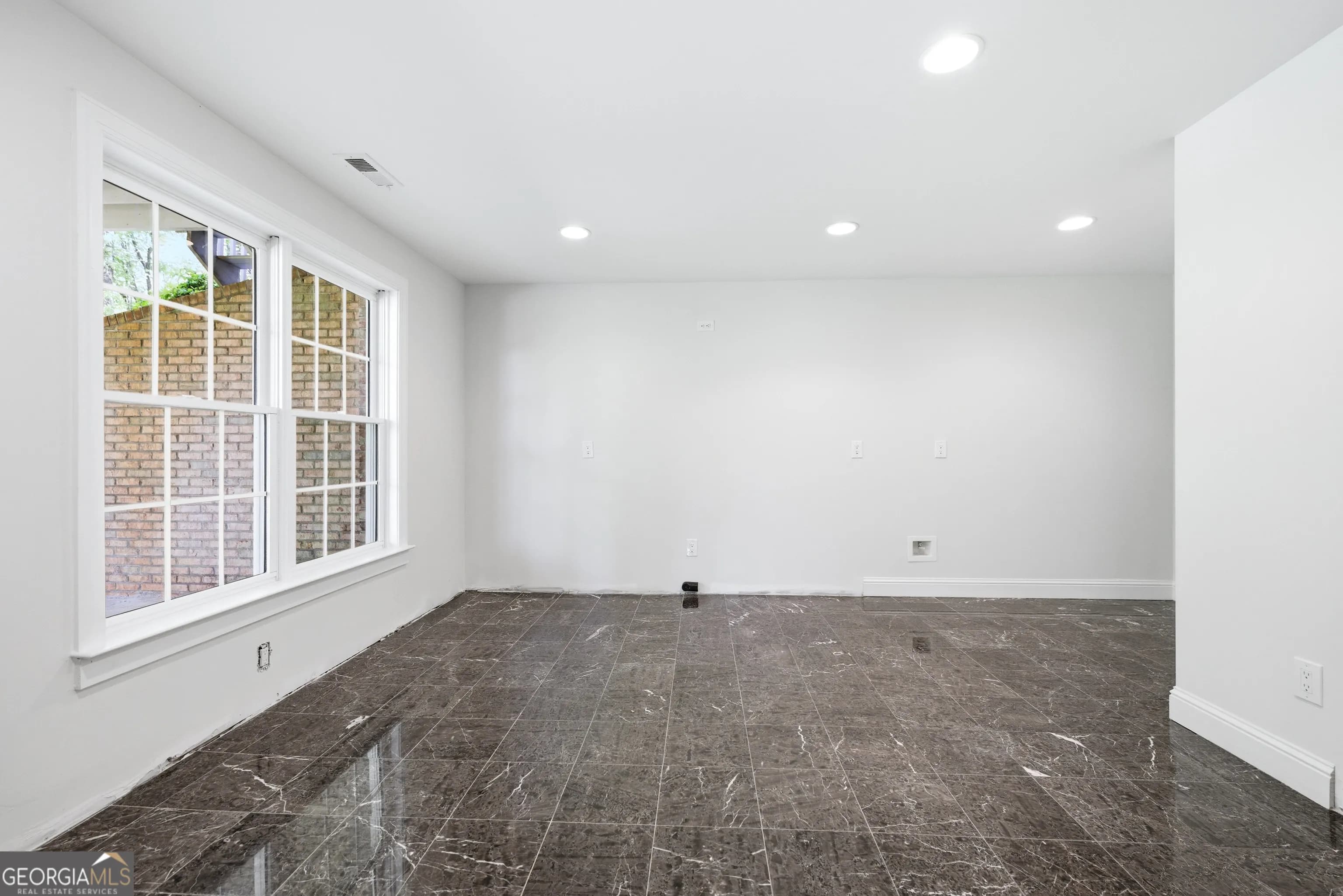 166 Windrift Dr — photo 32 of 50