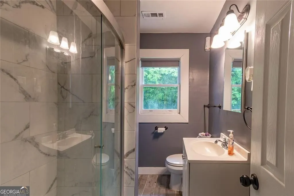 104 E Gordon St — photo 12 of 28
