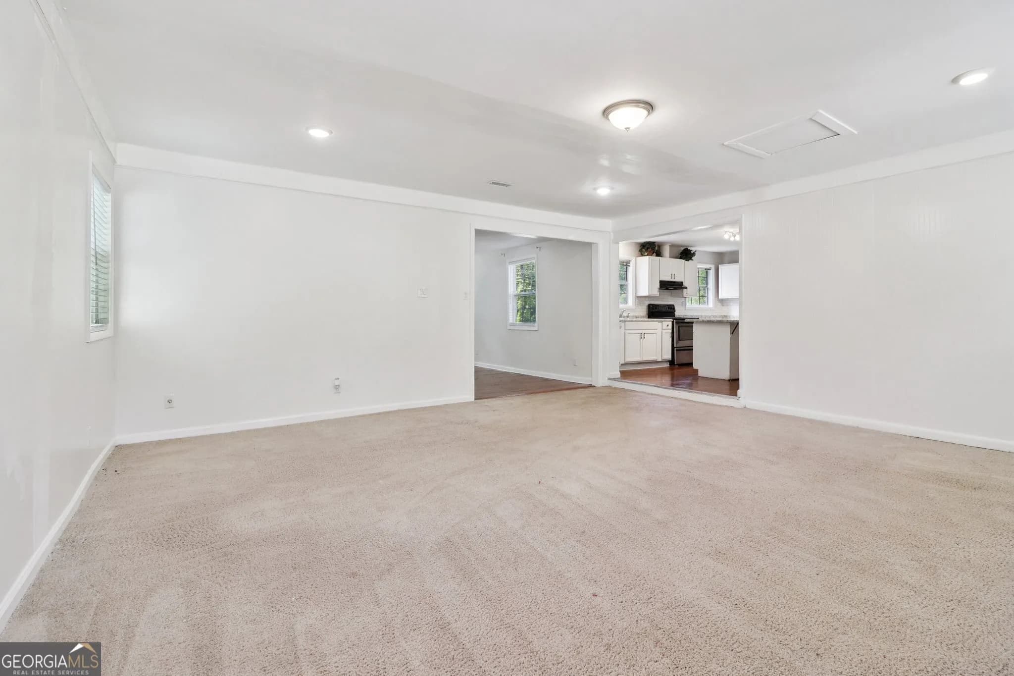 2344 Chestnut Log Pl — photo 14 of 57