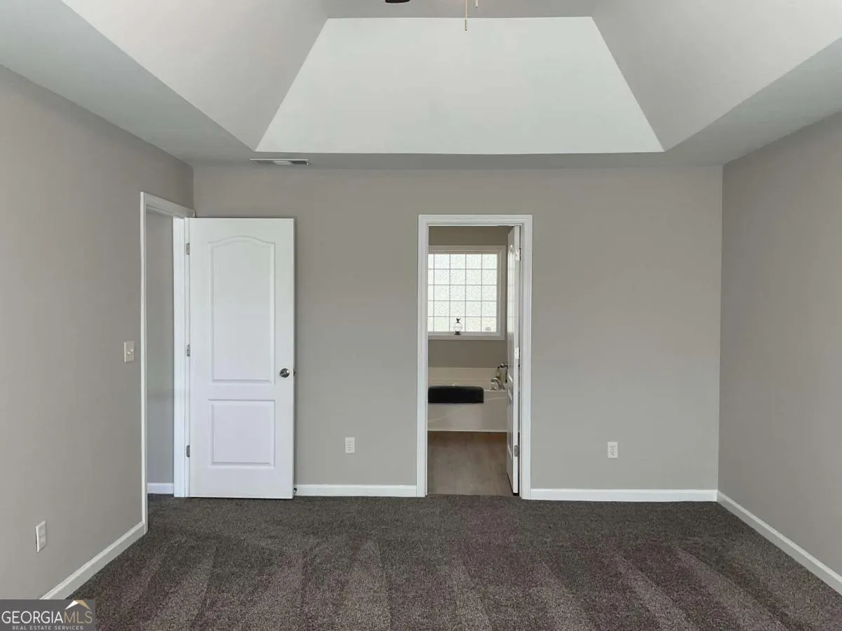 592 Kyles Cir — photo 6 of 25