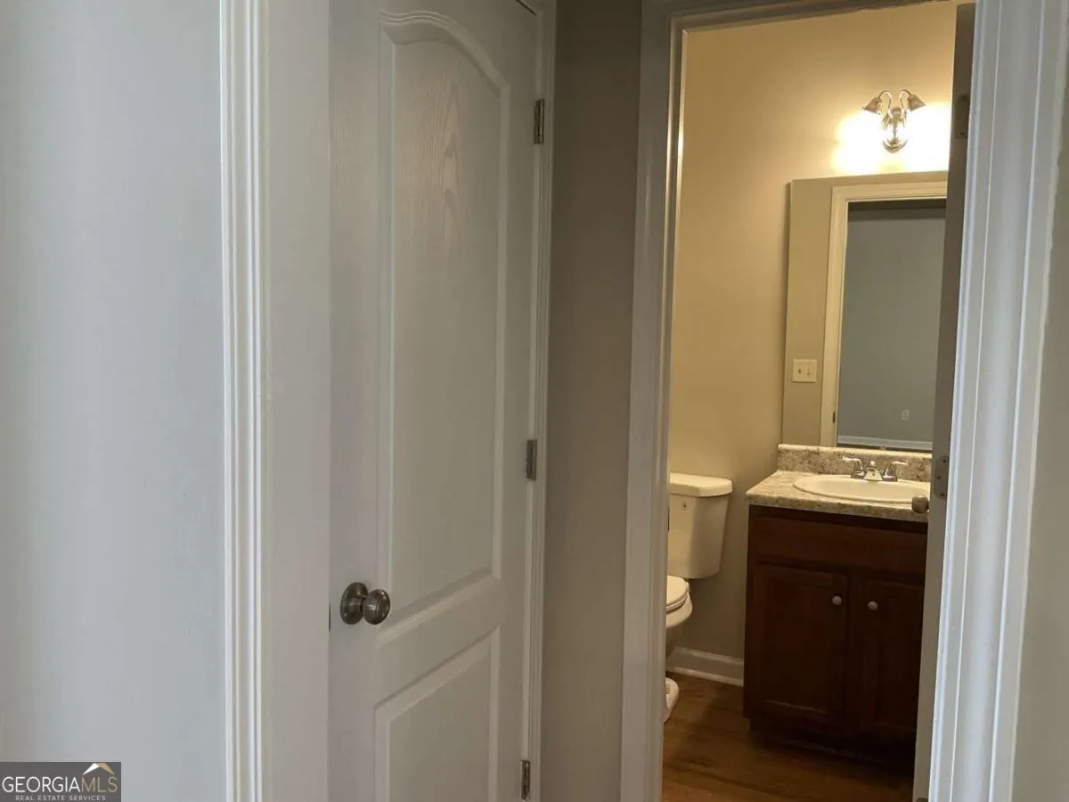 592 Kyles Cir — photo 20 of 25