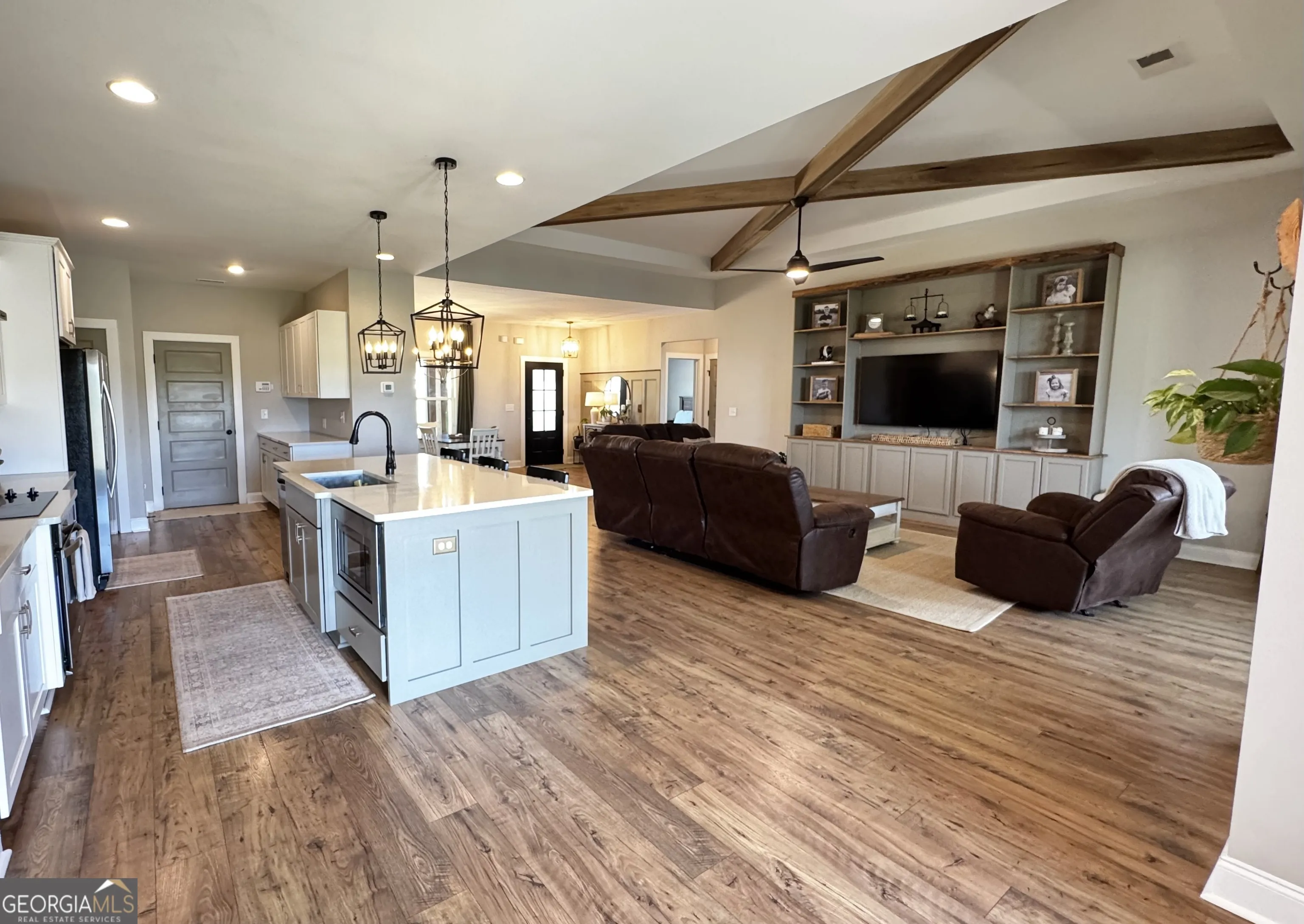 4515 Jacksonville Rd — photo 4 of 42