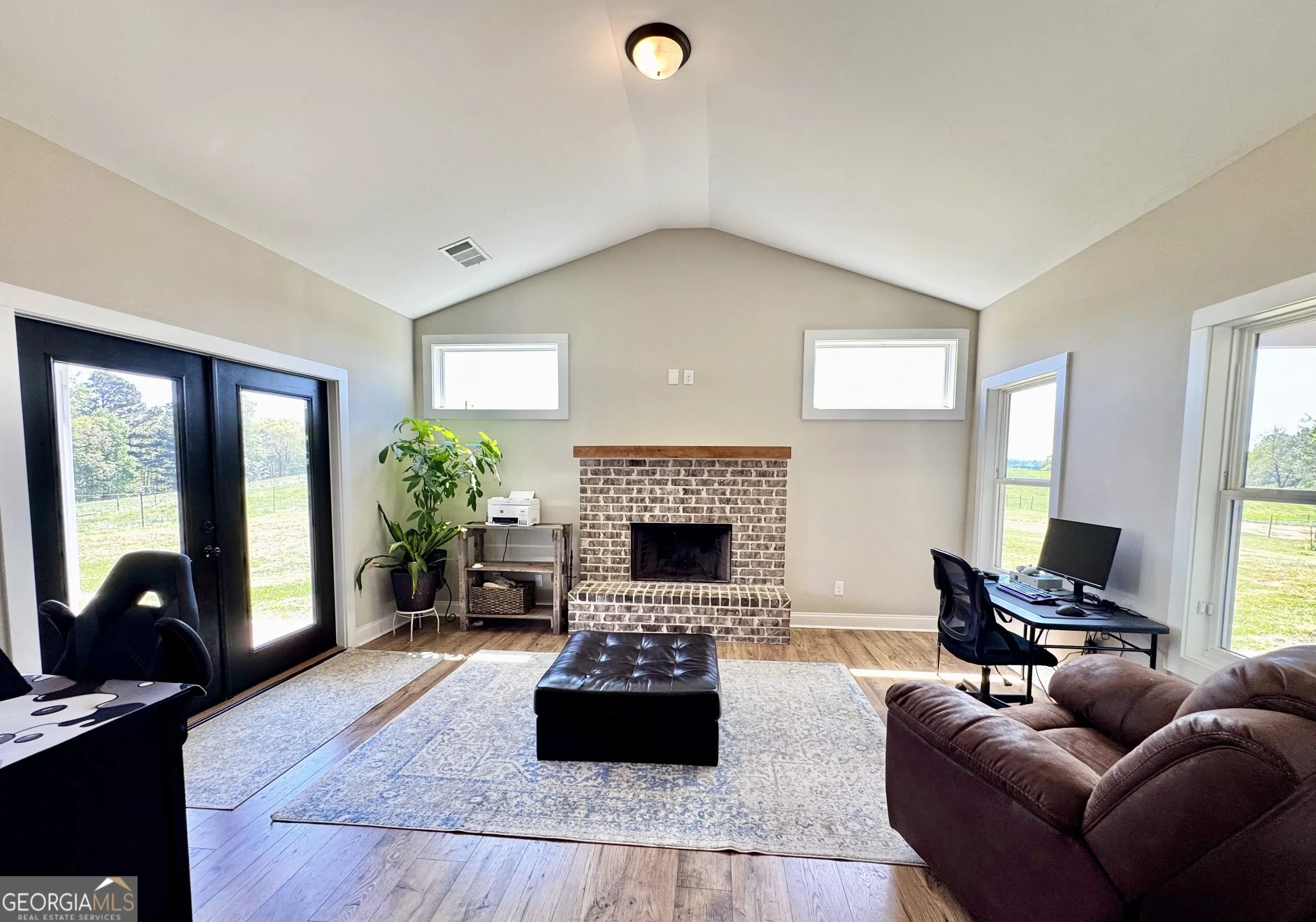 4515 Jacksonville Rd — photo 7 of 42