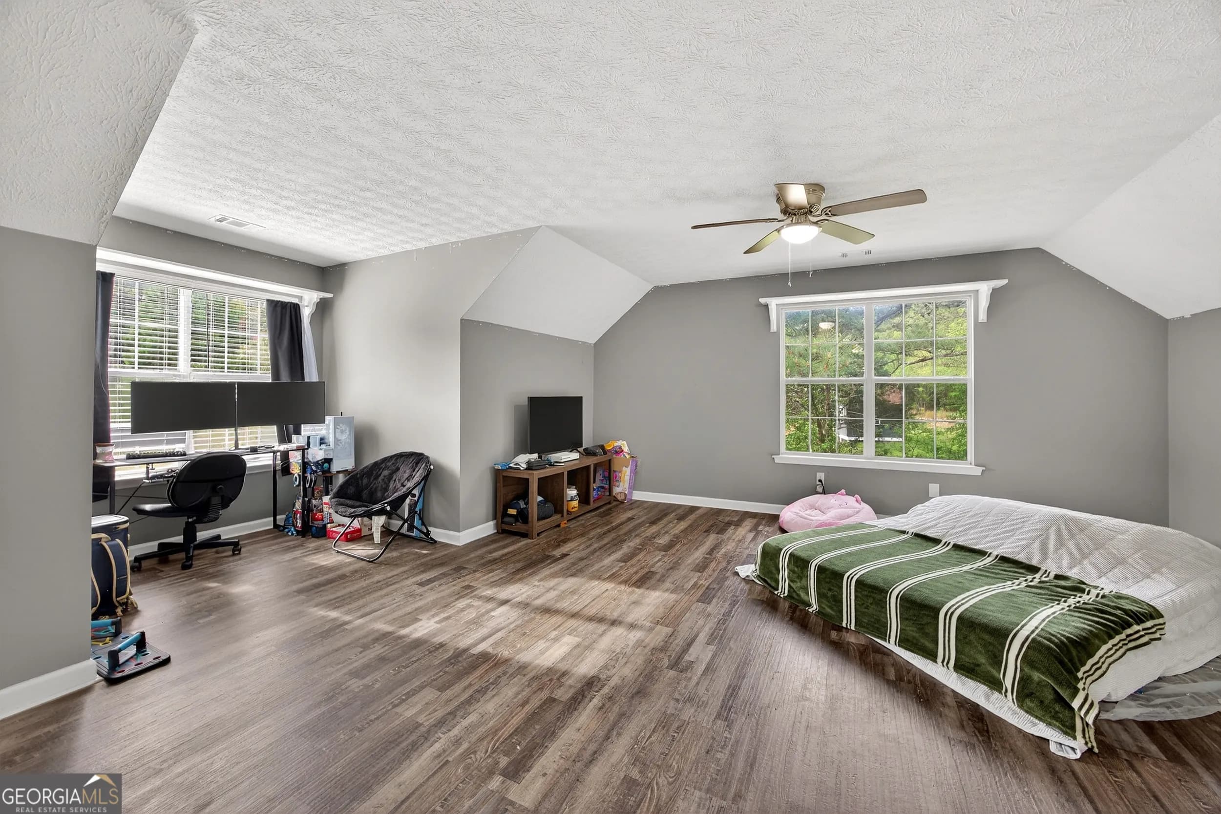 234 Hudson Cir — photo 4 of 15