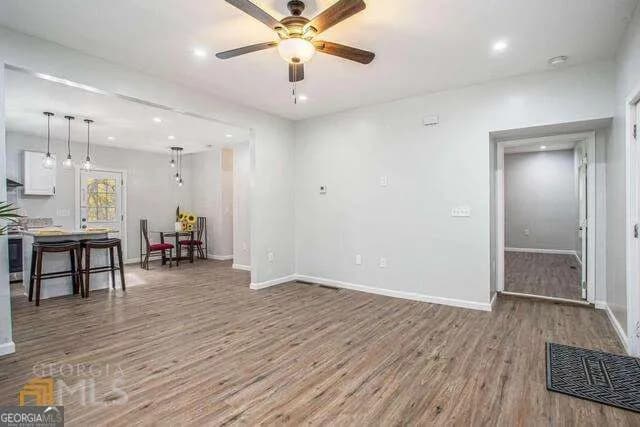 6236 Front St — photo 28 of 30