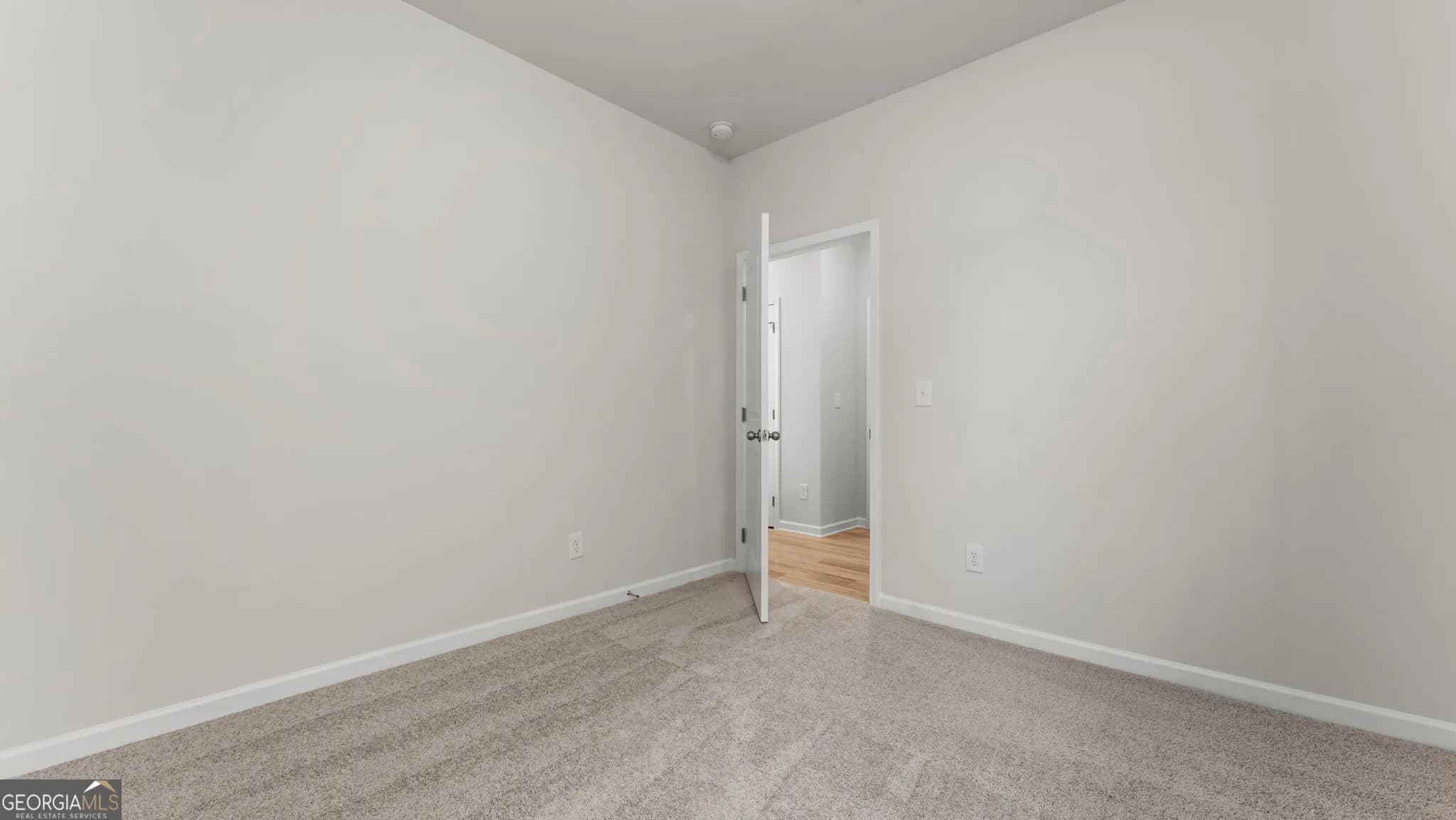 348 Cedar Hill Dr — photo 3 of 26