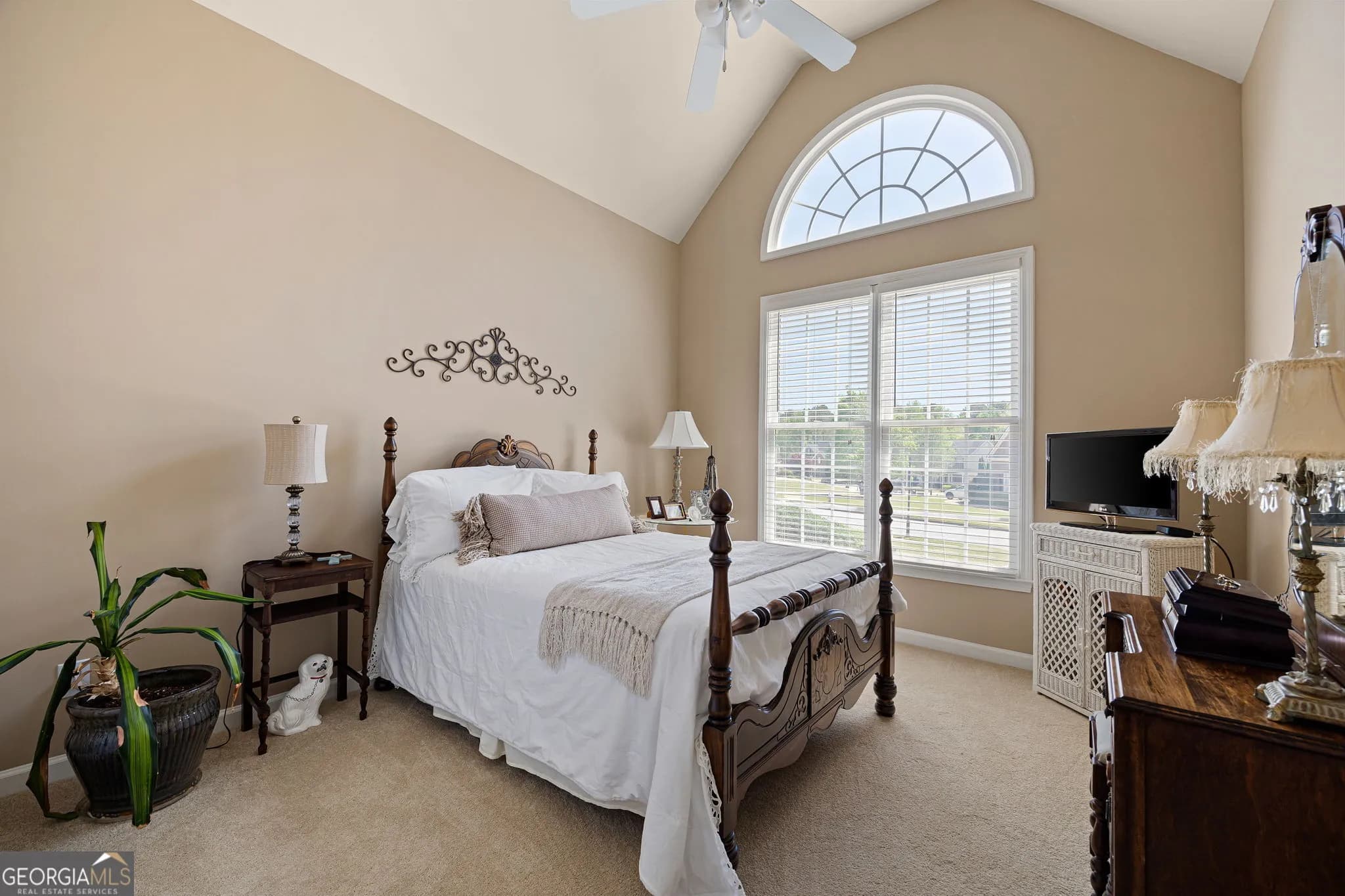 555 Golf Crest Dr — photo 17 of 34