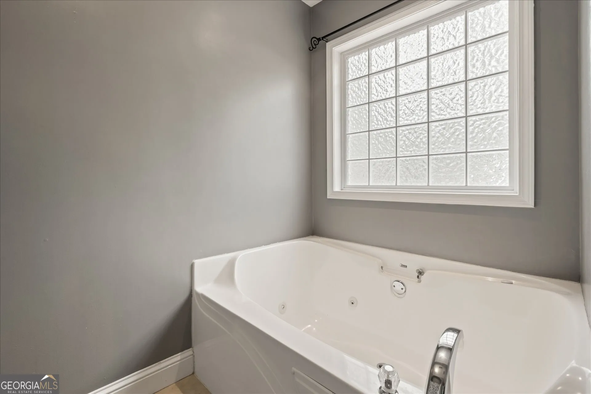 10212 Tall Pine Pl — photo 28 of 75